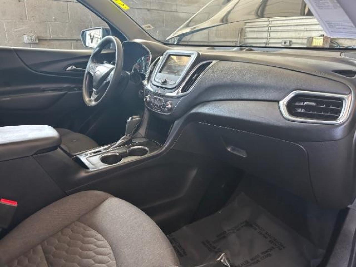 2019 BLACK Chevrolet Equinox (2GNAXKEV8K6) with an 4-Cyl Turbo 1.5 Liter engine, Automatic 6-Spd w/Overdrive transmission, located at 412 Auto Vista Drive, Palmdale, 93551, (661) 945-0620, 34.592636, -118.136681 - Photo#28