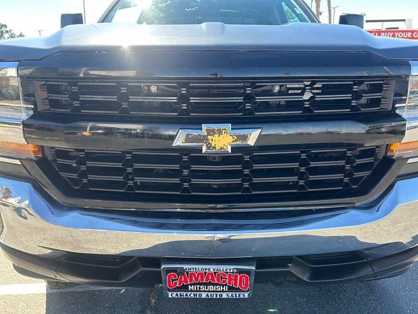 2019 GRAY Chevrolet Silverado 1500 2WD (2GCRCPEC1K1) with an 8-Cyl 5.3 Liter engine, Automatic 6-Spd HD w/Overdrive transmission, located at 412 Auto Vista Drive, Palmdale, 93551, (661) 945-0620, 34.592636, -118.136681- Photo#8