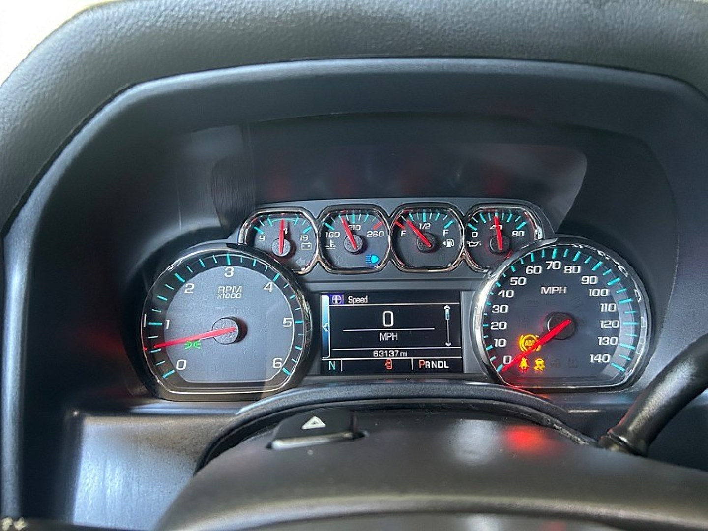 2019 GRAY Chevrolet Silverado 1500 2WD (2GCRCPEC1K1) with an 8-Cyl 5.3 Liter engine, Automatic 6-Spd HD w/Overdrive transmission, located at 412 Auto Vista Drive, Palmdale, 93551, (661) 945-0620, 34.592636, -118.136681- Photo#19