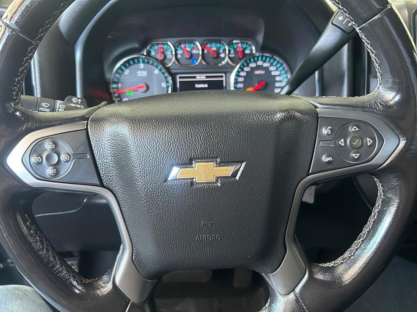 2019 GRAY Chevrolet Silverado 1500 2WD (2GCRCPEC1K1) with an 8-Cyl 5.3 Liter engine, Automatic 6-Spd HD w/Overdrive transmission, located at 412 Auto Vista Drive, Palmdale, 93551, (661) 945-0620, 34.592636, -118.136681- Photo#20
