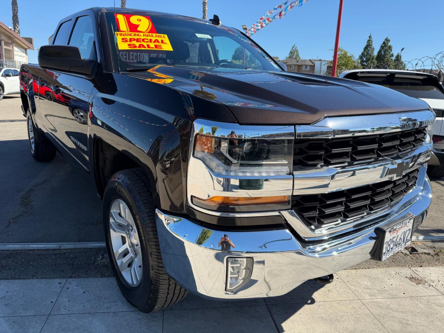 2019 Chevrolet Silverado 1500 Double Cab 4WD (2GCVKPEC7K1) with an 5.3L V8 OHV 16V engine, 6A transmission, located at 744 E Miner Ave, Stockton, CA, 95202, (209) 944-5770, 37.956863, -121.282082- Photo#0