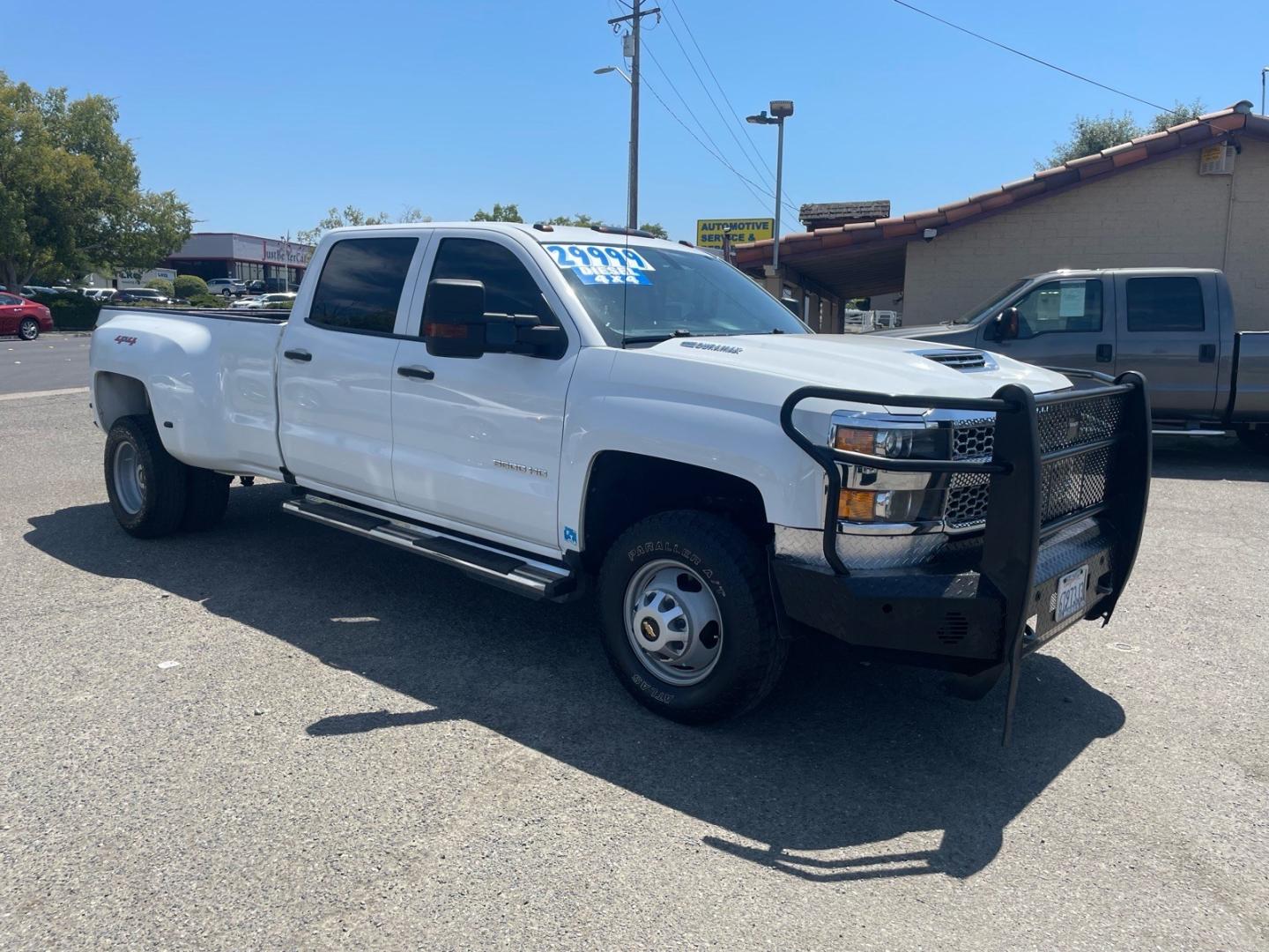 2019 Summit White Chevrolet Silverado 3500HD Work Truck (1GC4KVCY0KF) with an 6.6L Duramax 6.6L Biodiesel Turbo V8 445hp 910ft. lbs. Common Rail Direct Injection engine, Allison 1000 6-Speed Shiftable Automatic transmission, located at 800 Riverside Ave, Roseville, CA, 95678, 916-773-4549 & Toll Free: 866-719-4393, 38.732265, -121.291039 - DURAMAX DIESEL CREW CAB DUALLY 4X4 DIESEL ALLISON TRANSMISSION SERVICE RECORDS ON CLEAN CARFAX- Photo#1