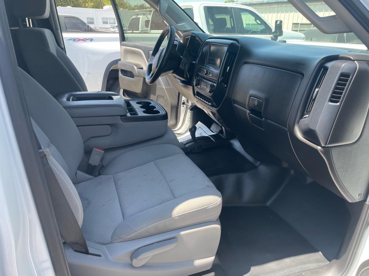 2019 Summit White Chevrolet Silverado 3500HD Work Truck (1GC4KVCY0KF) with an 6.6L Duramax 6.6L Biodiesel Turbo V8 445hp 910ft. lbs. Common Rail Direct Injection engine, Allison 1000 6-Speed Shiftable Automatic transmission, located at 800 Riverside Ave, Roseville, CA, 95678, 916-773-4549 & Toll Free: 866-719-4393, 38.732265, -121.291039 - DURAMAX DIESEL CREW CAB DUALLY 4X4 DIESEL ALLISON TRANSMISSION SERVICE RECORDS ON CLEAN CARFAX- Photo#12