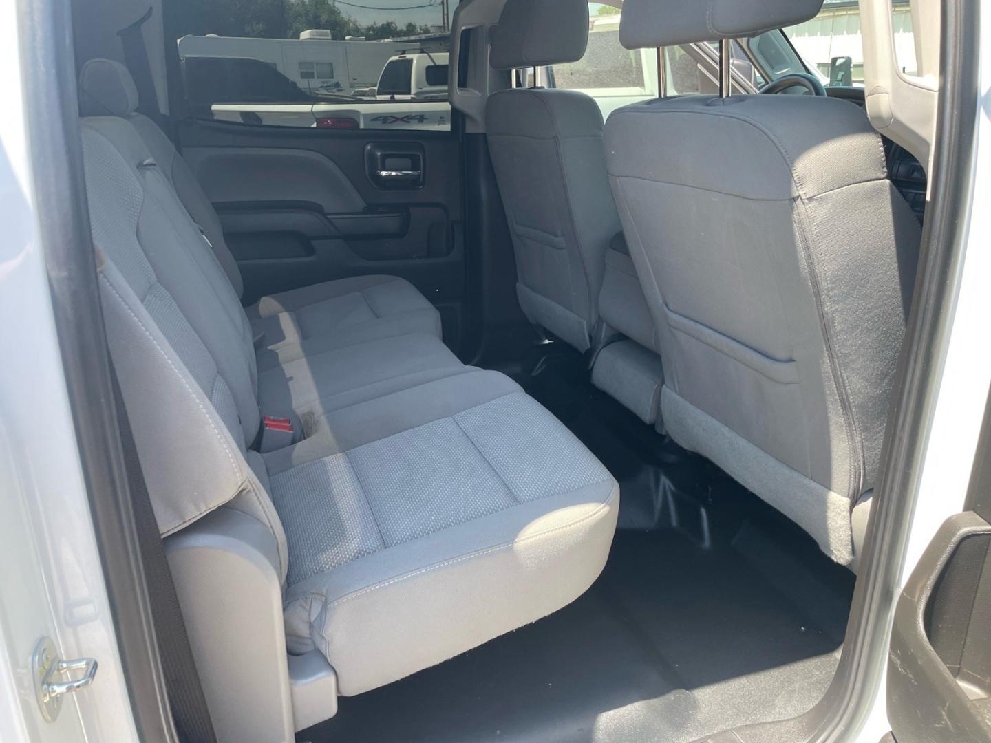 2019 Summit White Chevrolet Silverado 3500HD Work Truck (1GC4KVCY0KF) with an 6.6L Duramax 6.6L Biodiesel Turbo V8 445hp 910ft. lbs. Common Rail Direct Injection engine, Allison 1000 6-Speed Shiftable Automatic transmission, located at 800 Riverside Ave, Roseville, CA, 95678, 916-773-4549 & Toll Free: 866-719-4393, 38.732265, -121.291039 - DURAMAX DIESEL CREW CAB DUALLY 4X4 DIESEL ALLISON TRANSMISSION SERVICE RECORDS ON CLEAN CARFAX- Photo#13