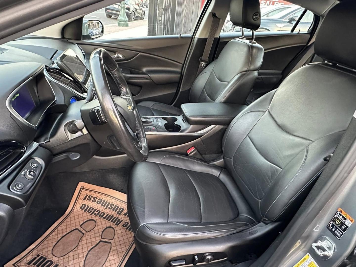 2019 Chevrolet Volt Premier (1G1RD6S55KU) with an 1.5L L4 DOHC 16V engine, CVT transmission, located at 744 E Miner Ave, Stockton, CA, 95202, (209) 944-5770, 37.956863, -121.282082 - PLUS TAXES AND FEES - Photo#7