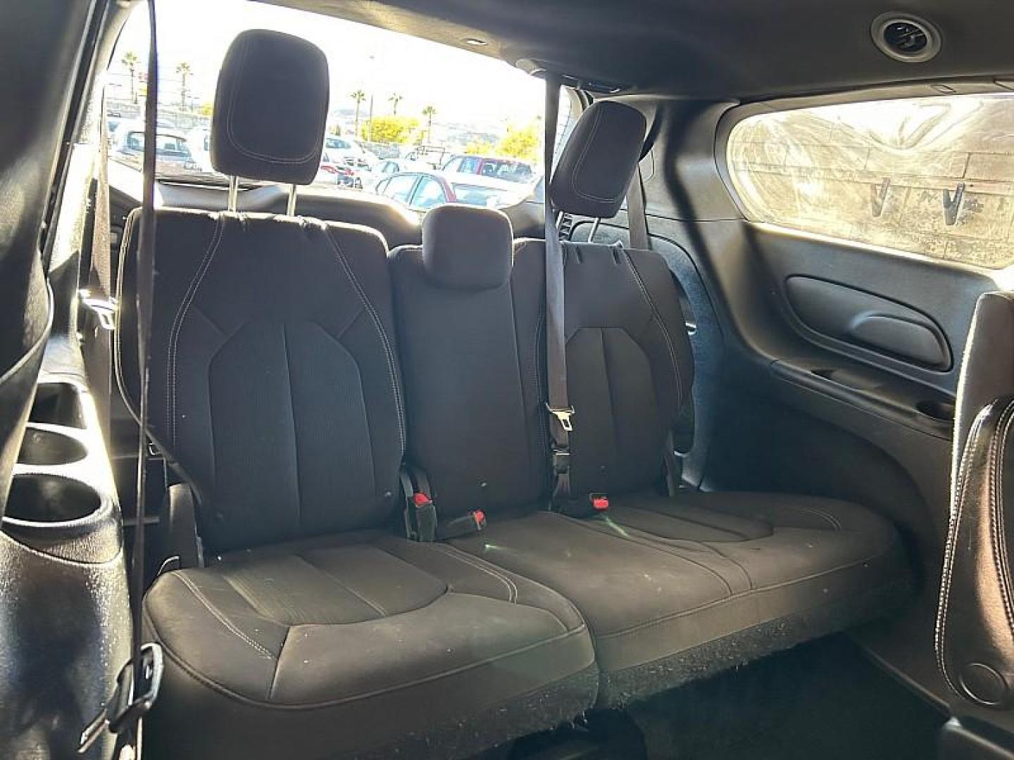 2019 /GRAY Chrysler Pacifica (2C4RC1FG4KR) with an V6 3.6 Liter engine, Automatic 9-Spd transmission, located at 412 Auto Vista Drive, Palmdale, 93551, (661) 945-0620, 34.592636, -118.136681 - Photo#29