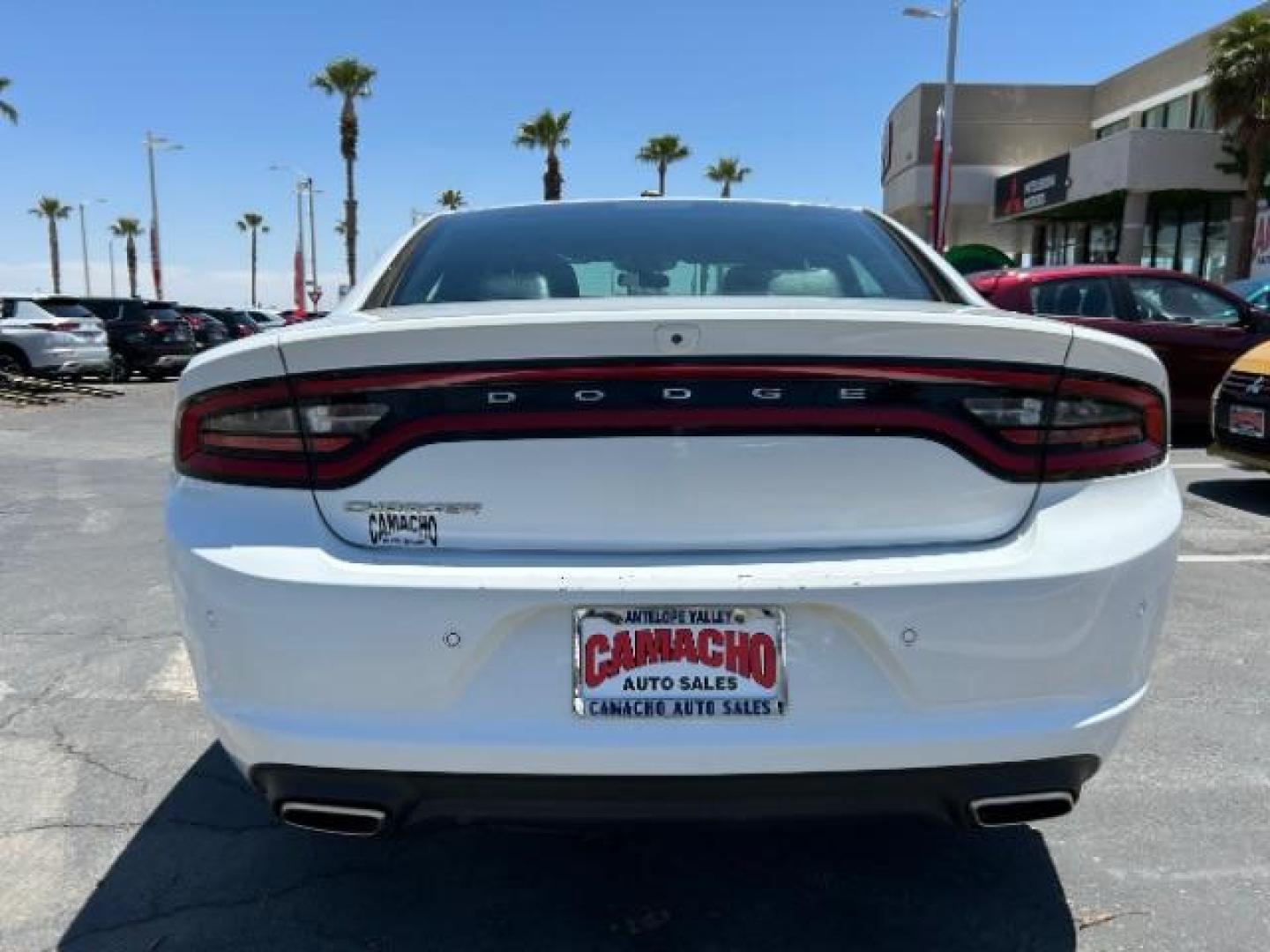 2019 WHITE Dodge Charger (2C3CDXBG0KH) with an V6 3.6 Liter engine, Automatic 8-Spd w/AutoStick transmission, located at 412 Auto Vista Drive, Palmdale, 93551, (661) 945-0620, 34.592636, -118.136681 - Photo#1