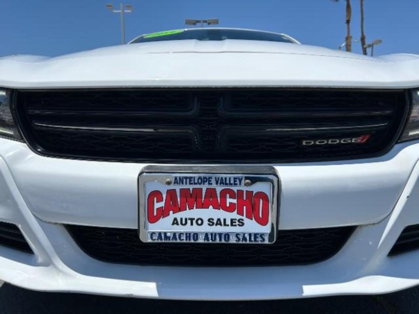 2019 WHITE Dodge Charger (2C3CDXBG0KH) with an V6 3.6 Liter engine, Automatic 8-Spd w/AutoStick transmission, located at 412 Auto Vista Drive, Palmdale, 93551, (661) 945-0620, 34.592636, -118.136681 - Photo#9