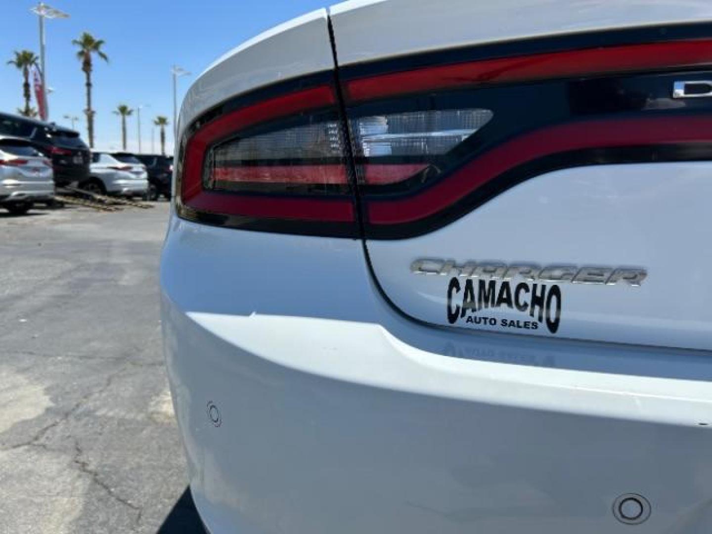 2019 WHITE Dodge Charger (2C3CDXBG0KH) with an V6 3.6 Liter engine, Automatic 8-Spd w/AutoStick transmission, located at 412 Auto Vista Drive, Palmdale, 93551, (661) 945-0620, 34.592636, -118.136681 - Photo#11