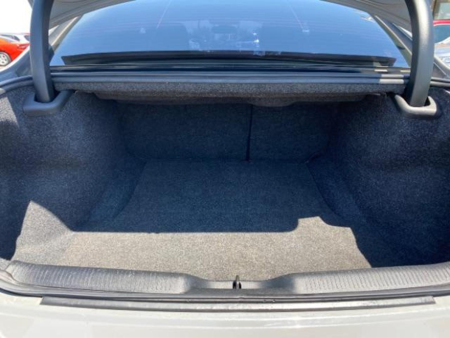 2019 GRAY Dodge Charger (2C3CDXBGXKH) with an V6 3.6 Liter engine, Automatic 8-Spd w/AutoStick transmission, located at 412 Auto Vista Drive, Palmdale, 93551, (661) 945-0620, 34.592636, -118.136681 - Photo#15