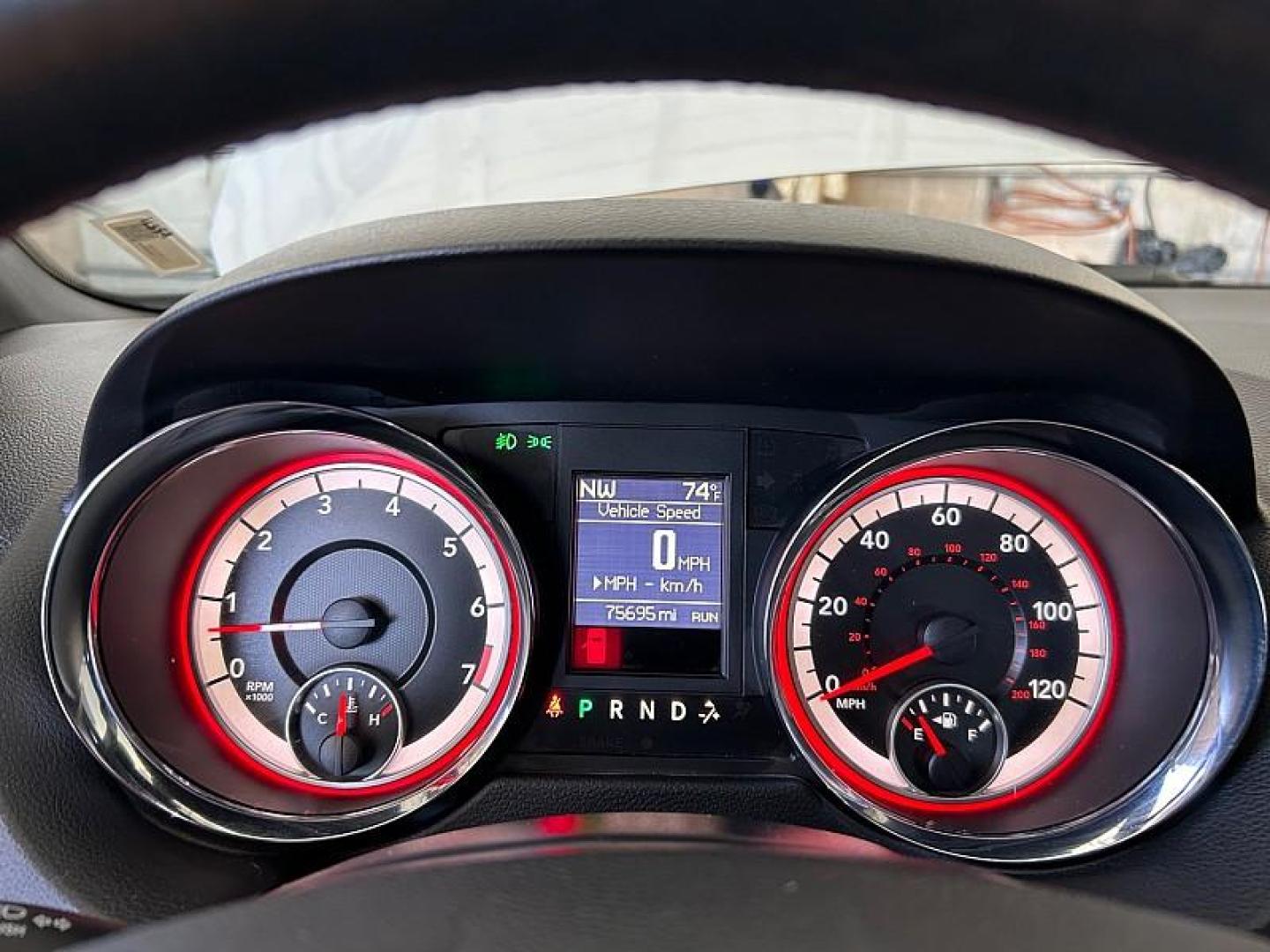 2019 SILVER Dodge Grand Caravan (2C4RDGEG9KR) with an V6 Flex Fuel 3.6 Liter engine, Automatic 6-Spd transmission, located at 412 Auto Vista Drive, Palmdale, 93551, (661) 945-0620, 34.592636, -118.136681 - Photo#22