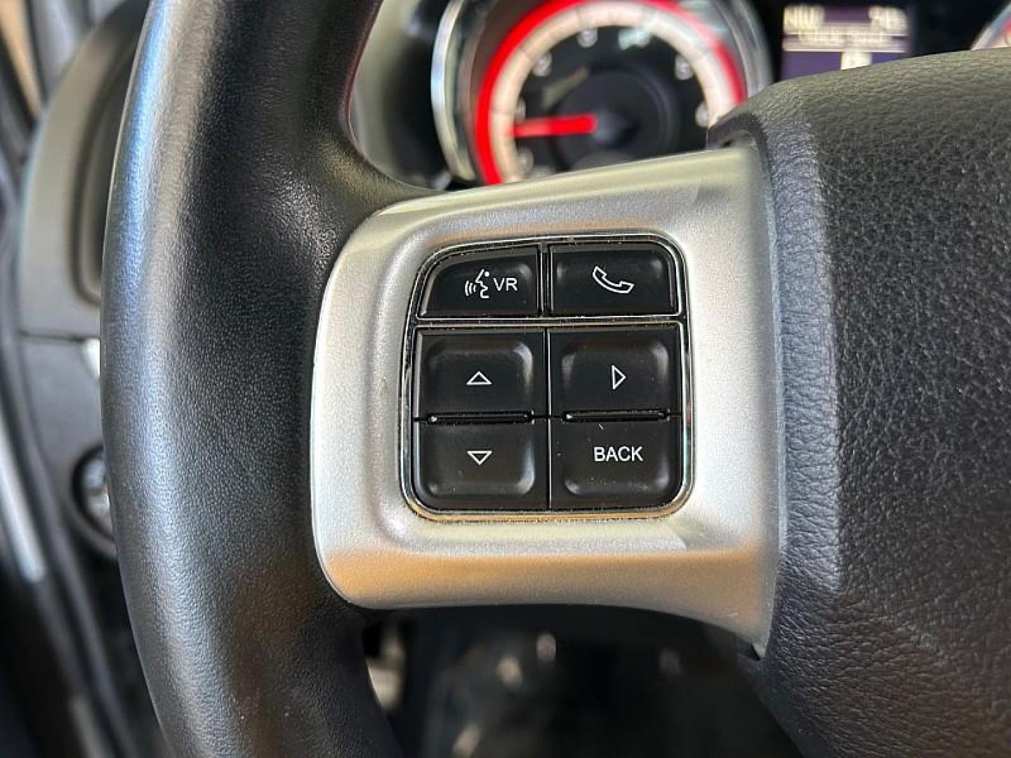 2019 SILVER Dodge Grand Caravan (2C4RDGEG9KR) with an V6 Flex Fuel 3.6 Liter engine, Automatic 6-Spd transmission, located at 412 Auto Vista Drive, Palmdale, 93551, (661) 945-0620, 34.592636, -118.136681 - Photo#23