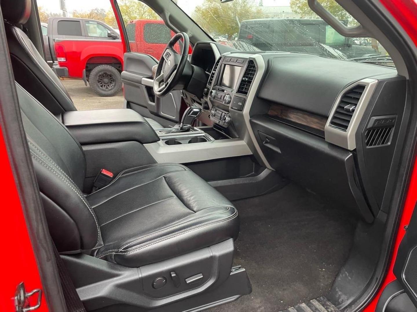 2019 Magma Red Ford F-150 Lariat (1FTEW1E44KF) with an 0.0 EcoBoost 3.5L Twin Turbo V6 375hp 470ft. lbs. Direct Injection engine, 10-Speed Shiftable Automatic transmission, located at 800 Riverside Ave, Roseville, CA, 95678, 916-773-4549 & Toll Free: 866-719-4393, 38.732265, -121.291039 - 4X4 SUPERCREW LARIAT SERVICE RECORDS ON CLEAN CARFAX - Photo#11