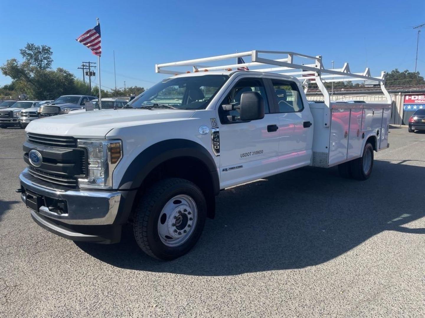 2019 White Ford F-450 Super Duty XL (1FD0W4HTXKE) with an 8 Cylinder Other engine, 6-Speed Automatic transmission, located at 800 Riverside Ave, Roseville, CA, 95678, 916-773-4549 & Toll Free: 866-719-4393, 38.732265, -121.291039 - DIESEL CREW CAB 4X4 UTILITY BED XL SERVICE RECORDS ONE OWNER - Photo#0