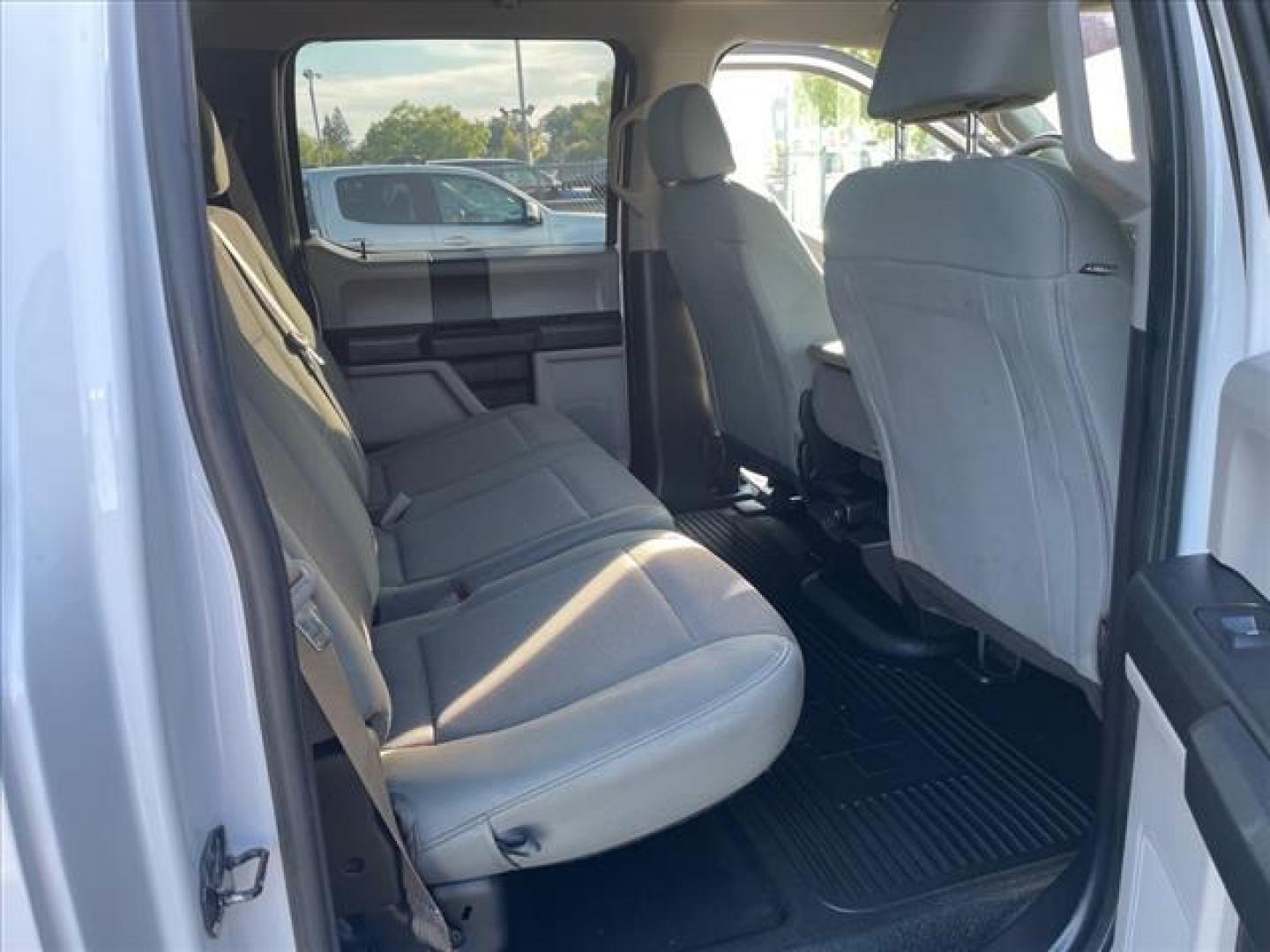 2019 White Ford F-350 Super Duty XL (1FD8W3HT2KE) with an 6.7L Power Stroke 6.7L Biodiesel Turbo V8 330hp 750ft. lbs. Common Rail Direct Injection engine, 6-Speed Shiftable Automatic transmission, located at 800 Riverside Ave, Roseville, CA, 95678, 916-773-4549 & Toll Free: 866-719-4393, 38.732265, -121.291039 - DIESEL CREW CAB DUALLY 4X4 UTILITY BED SERVICE RECORDS ON CLEAN CARFAX - Photo#13