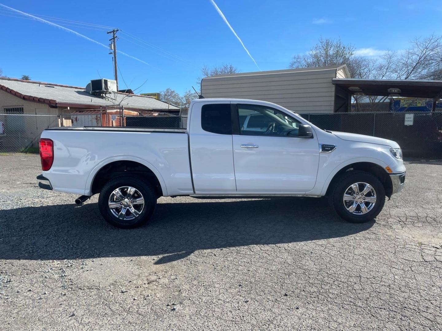 2019 Oxford White Ford Ranger XLT (1FTER1EH5KL) with an 2.3L EcoBoost 2.3L Turbo I4 270hp 310ft. lbs. Direct Injection engine, 10-Speed Shiftable Automatic transmission, located at 800 Riverside Ave, Roseville, CA, 95678, 916-773-4549 & Toll Free: 866-719-4393, 38.732265, -121.291039 - SUPER CAB ECOBOOST SERVICE RECORDS ON CLEAN CARFAX- Photo#5