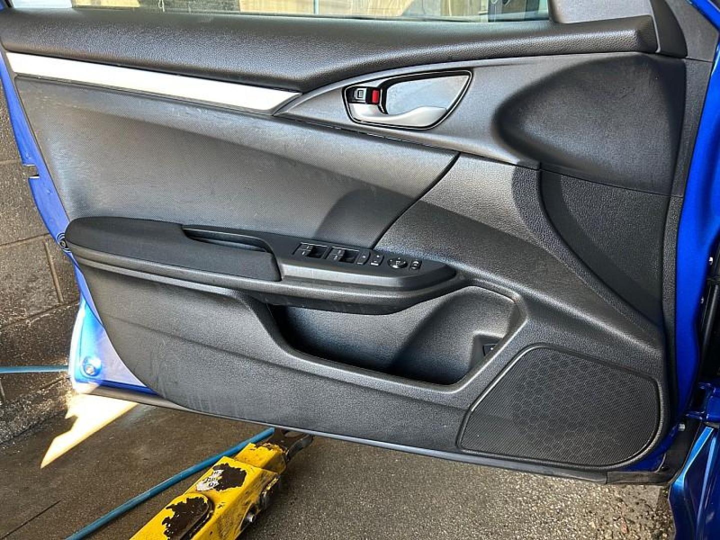 2019 BLUE Honda Civic Sedan (2HGFC2F64KH) with an 4-Cyl 2 Liter engine, Automatic CVT transmission, located at 412 Auto Vista Drive, Palmdale, 93551, (661) 945-0620, 34.592636, -118.136681 - Photo#15