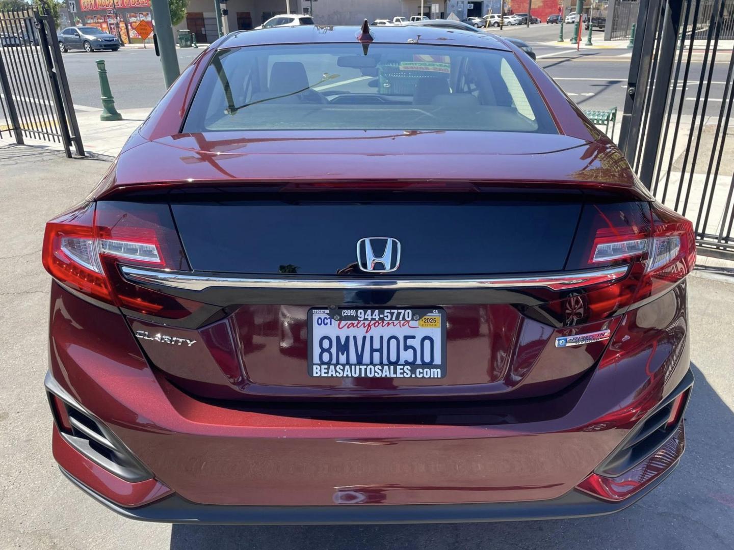2019 Honda Clarity Plug-In Hybrid (JHMZC5F12KC) with an 1.5L L4 DOHC 16V HYBRID engine, CVT transmission, located at 744 E Miner Ave, Stockton, CA, 95202, (209) 944-5770, 37.956863, -121.282082 - PLUS TAXES AND FEES NO CHARGER AVAILABLE - Photo#11