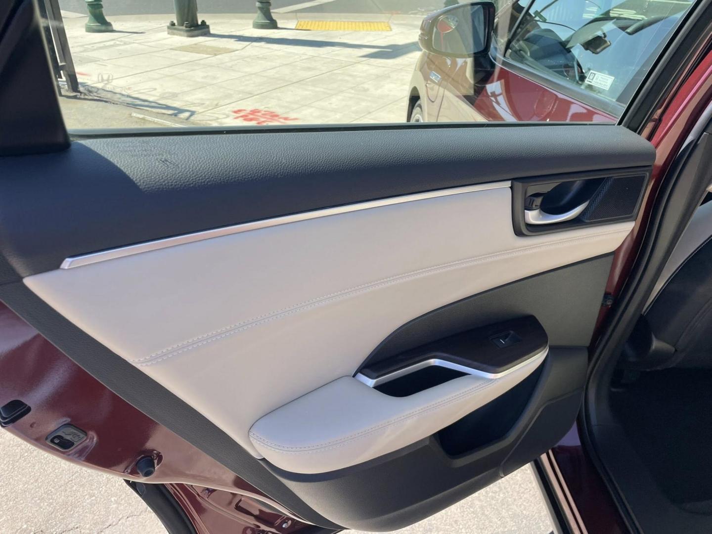 2019 Honda Clarity Plug-In Hybrid (JHMZC5F12KC) with an 1.5L L4 DOHC 16V HYBRID engine, CVT transmission, located at 744 E Miner Ave, Stockton, CA, 95202, (209) 944-5770, 37.956863, -121.282082 - PLUS TAXES AND FEES NO CHARGER AVAILABLE - Photo#8
