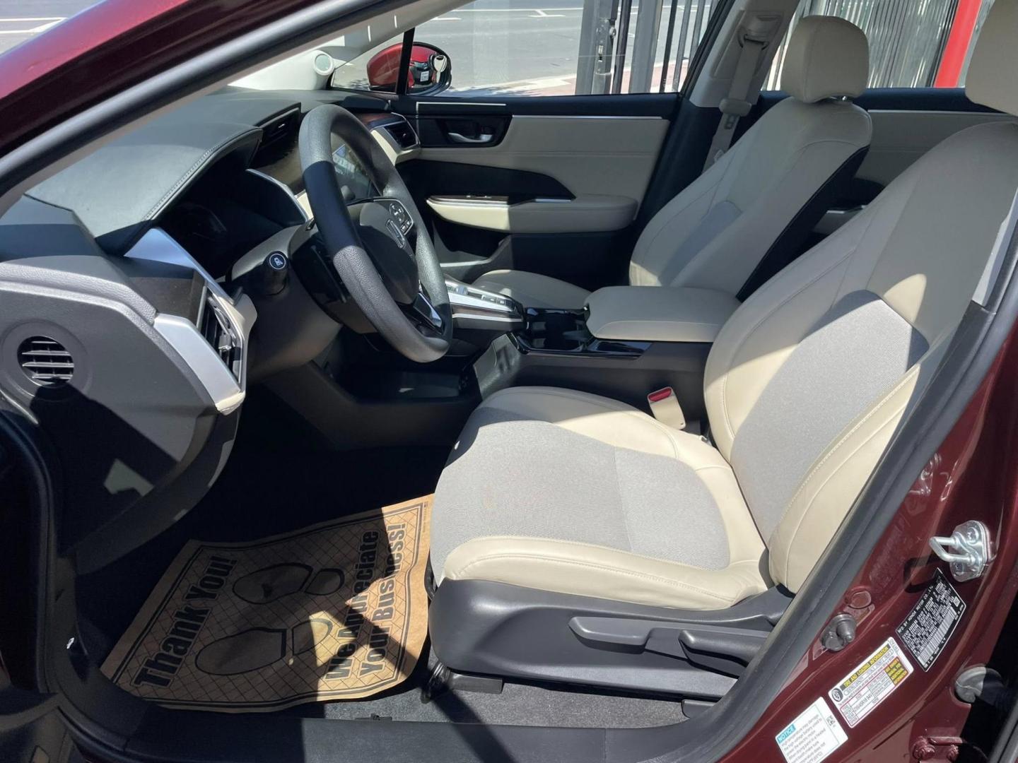 2019 Honda Clarity Plug-In Hybrid (JHMZC5F12KC) with an 1.5L L4 DOHC 16V HYBRID engine, CVT transmission, located at 744 E Miner Ave, Stockton, CA, 95202, (209) 944-5770, 37.956863, -121.282082 - PLUS TAXES AND FEES NO CHARGER AVAILABLE - Photo#7
