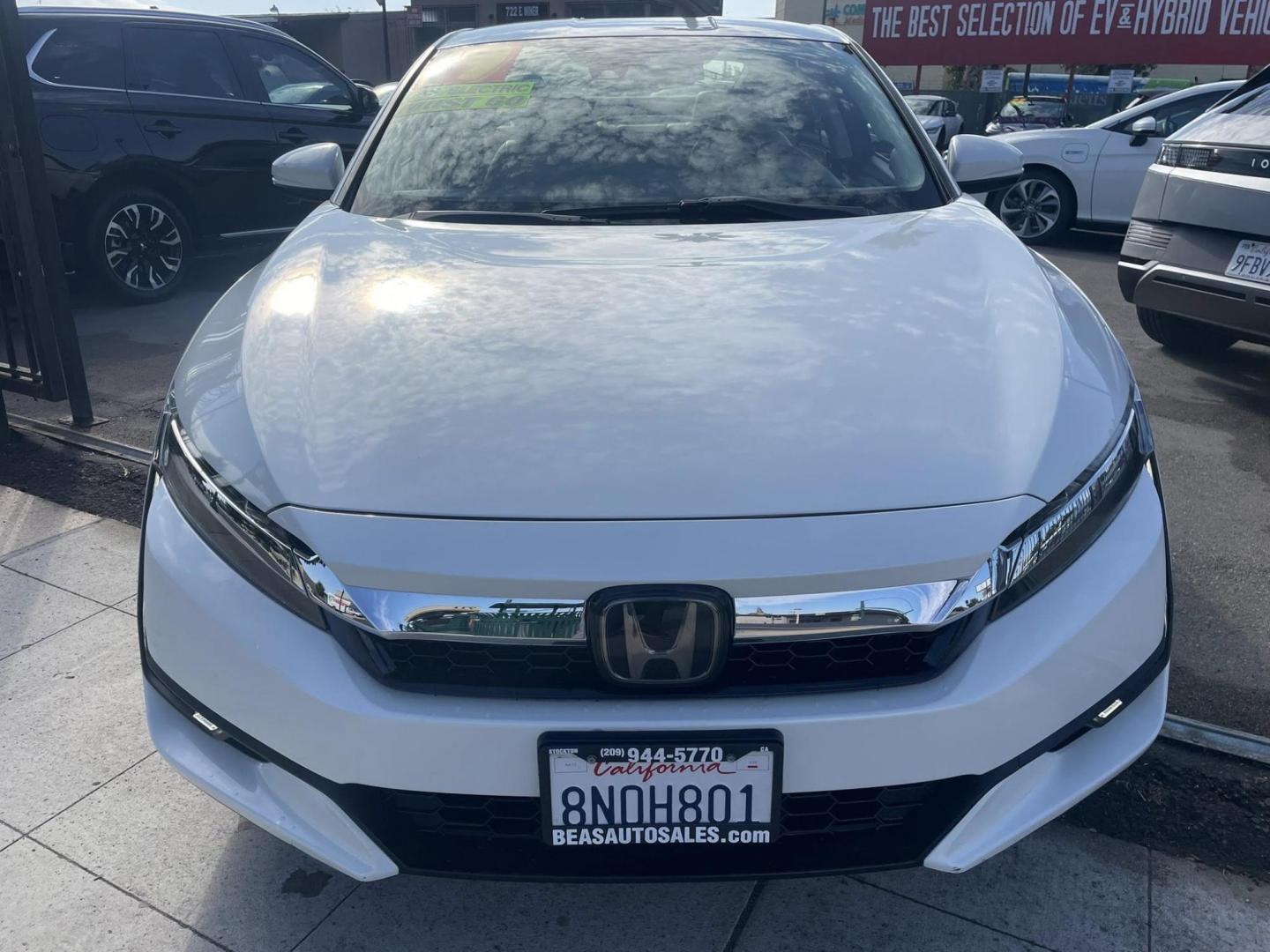 2019 Honda Clarity Plug-In Hybrid (JHMZC5F10KC) with an 1.5L L4 DOHC 16V HYBRID engine, CVT transmission, located at 744 E Miner Ave, Stockton, CA, 95202, (209) 944-5770, 37.956863, -121.282082 - PLUS TAXES AND FEES NO CHARGER AVAILABLE - Photo#2