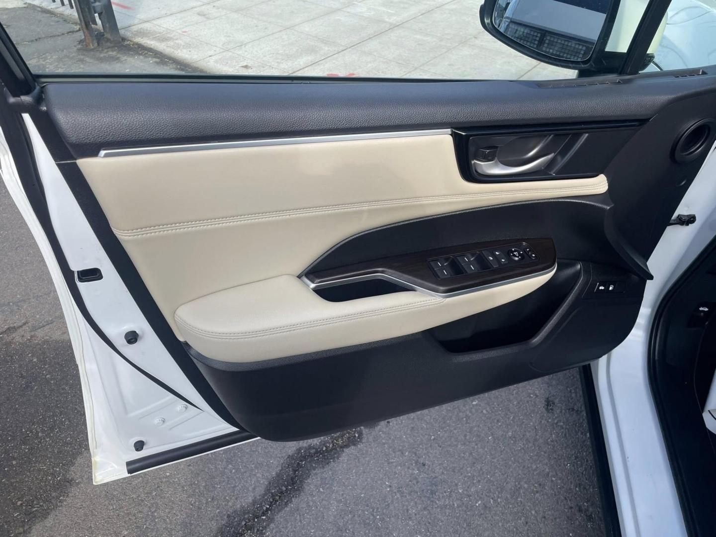 2019 Honda Clarity Plug-In Hybrid (JHMZC5F10KC) with an 1.5L L4 DOHC 16V HYBRID engine, CVT transmission, located at 744 E Miner Ave, Stockton, CA, 95202, (209) 944-5770, 37.956863, -121.282082 - PLUS TAXES AND FEES NO CHARGER AVAILABLE - Photo#5