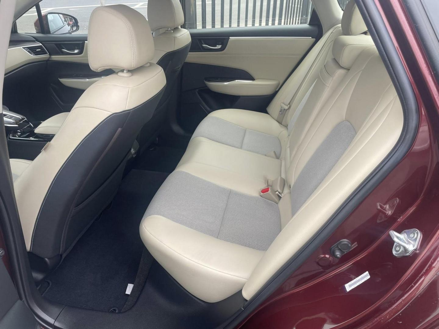 2019 Honda Clarity Plug-In Hybrid (JHMZC5F16KC) with an 1.5L L4 DOHC 16V HYBRID engine, CVT transmission, located at 744 E Miner Ave, Stockton, CA, 95202, (209) 944-5770, 37.956863, -121.282082 - PLUS TAXES AND FEES - Photo#8