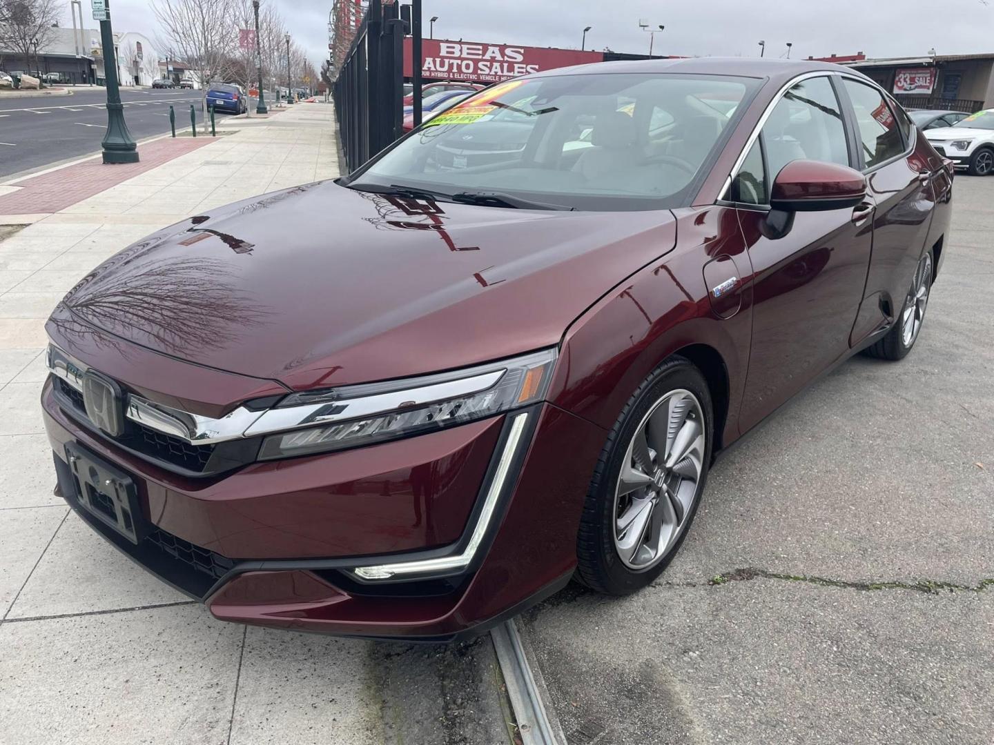 2019 Honda Clarity Touring Plug-In Hybrid (JHMZC5F38KC) with an 1.5L L4 DOHC 16V HYBRID engine, CVT transmission, located at 744 E Miner Ave, Stockton, CA, 95202, (209) 944-5770, 37.956863, -121.282082 - PLUS TAXES AND FEES - Photo#3