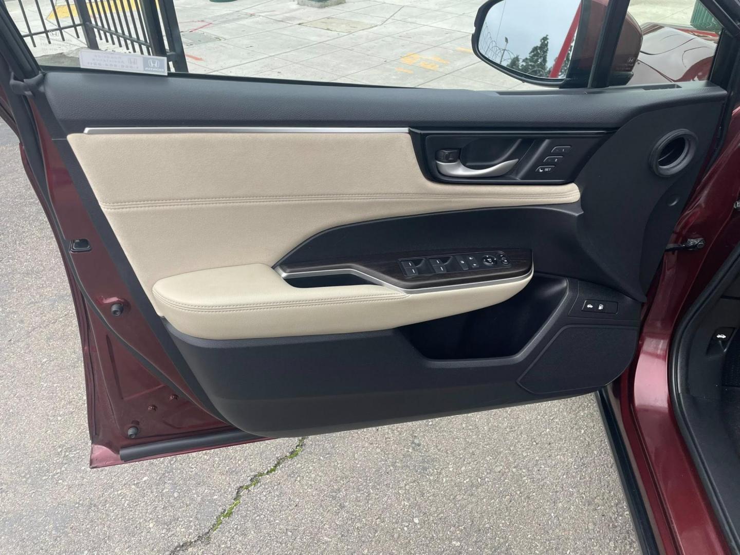 2019 Honda Clarity Touring Plug-In Hybrid (JHMZC5F38KC) with an 1.5L L4 DOHC 16V HYBRID engine, CVT transmission, located at 744 E Miner Ave, Stockton, CA, 95202, (209) 944-5770, 37.956863, -121.282082 - PLUS TAXES AND FEES - Photo#4