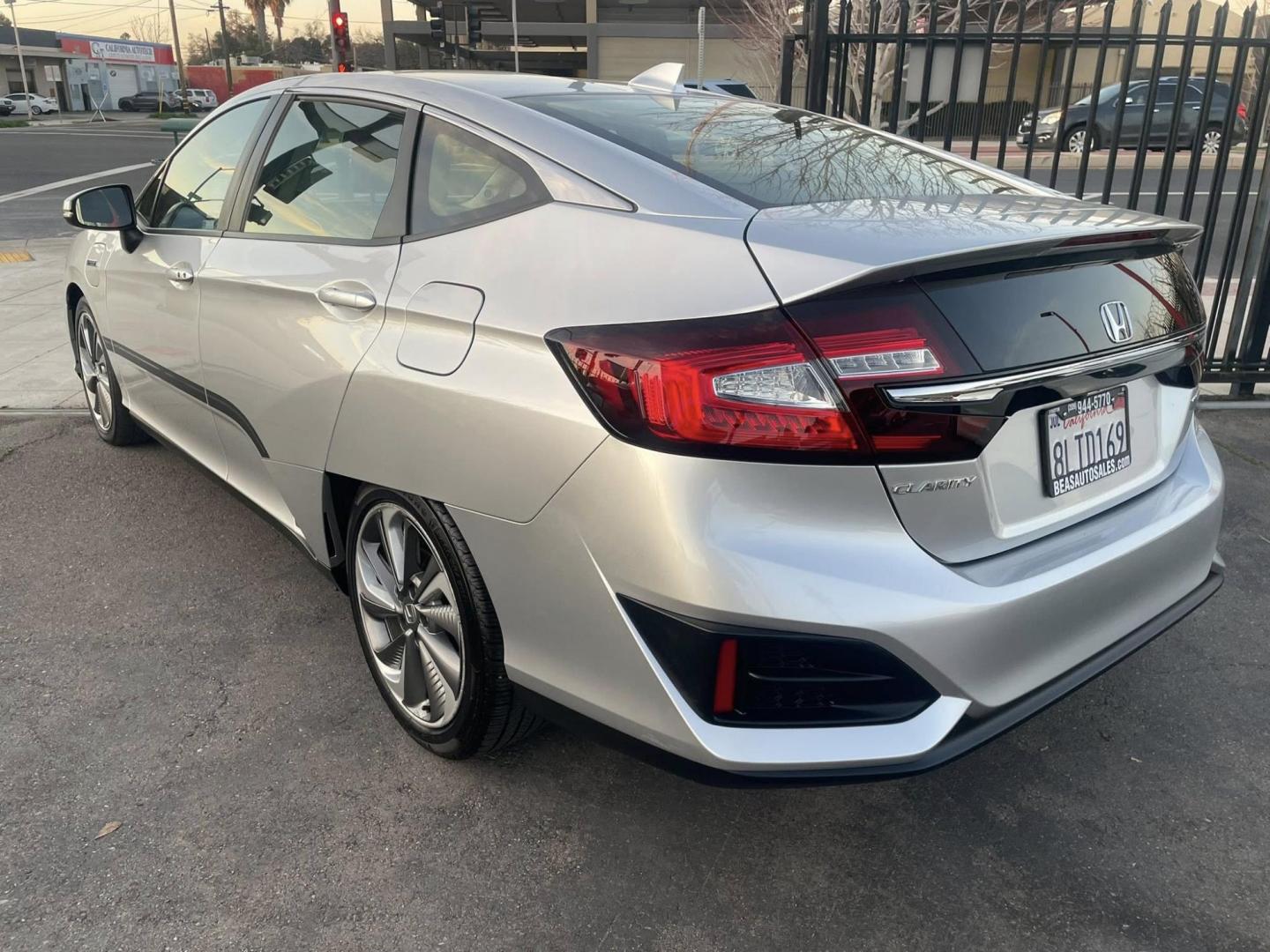 2019 Honda Clarity Plug-In Hybrid (JHMZC5F18KC) with an 1.5L L4 DOHC 16V HYBRID engine, CVT transmission, located at 744 E Miner Ave, Stockton, CA, 95202, (209) 944-5770, 37.956863, -121.282082 - PLUS TAXES AND FEES - Photo#10
