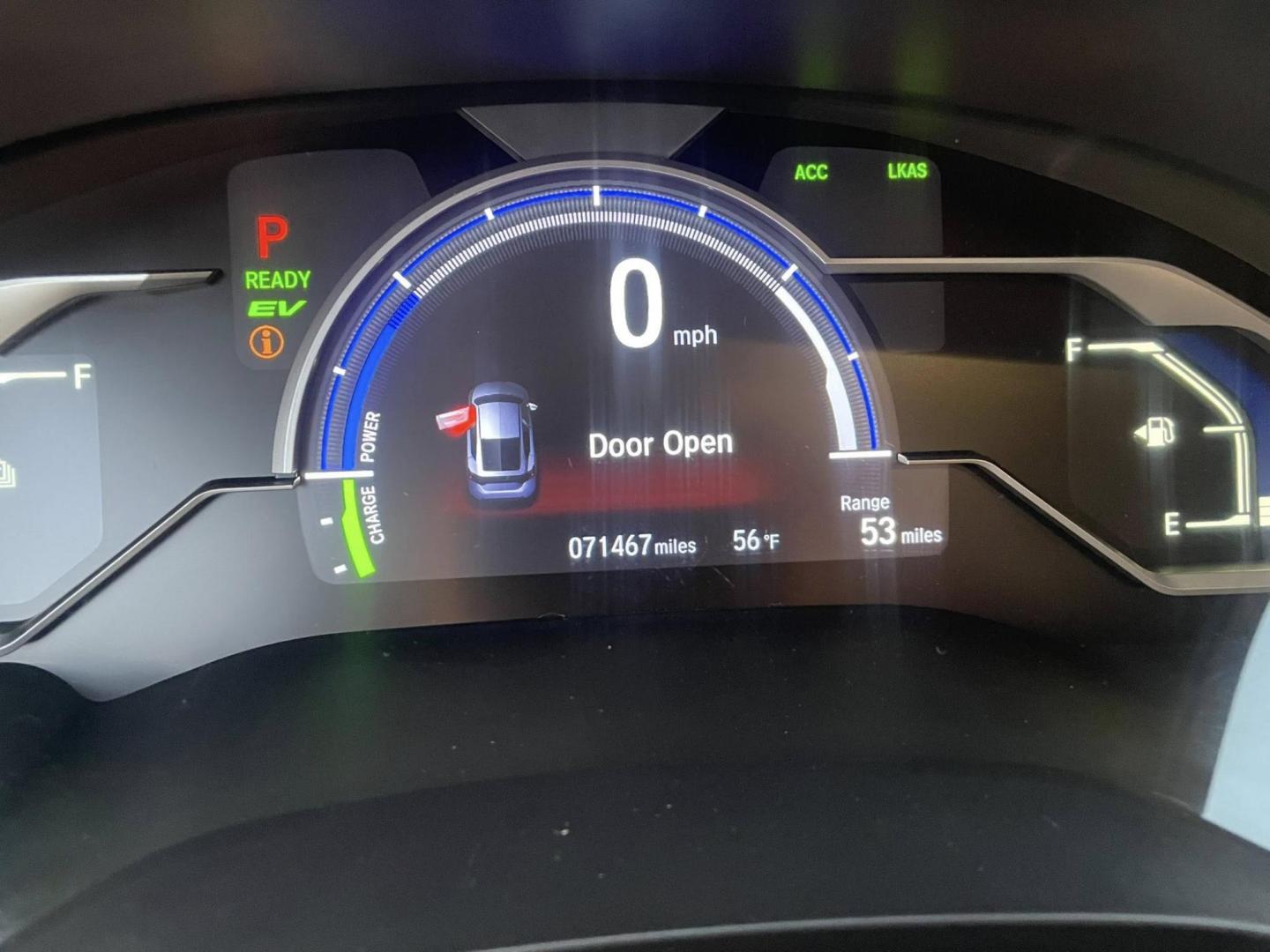 2019 Honda Clarity Plug-In Hybrid (JHMZC5F18KC) with an 1.5L L4 DOHC 16V HYBRID engine, CVT transmission, located at 744 E Miner Ave, Stockton, CA, 95202, (209) 944-5770, 37.956863, -121.282082 - PLUS TAXES AND FEES - Photo#9