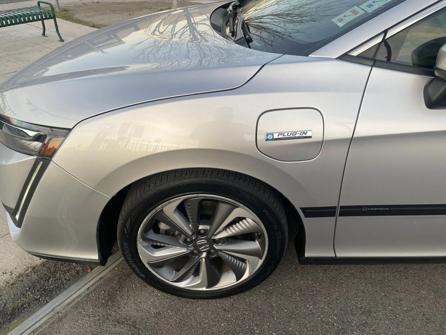 2019 Honda Clarity Plug-In Hybrid (JHMZC5F18KC) with an 1.5L L4 DOHC 16V HYBRID engine, CVT transmission, located at 744 E Miner Ave, Stockton, CA, 95202, (209) 944-5770, 37.956863, -121.282082 - PLUS TAXES AND FEES - Photo#4