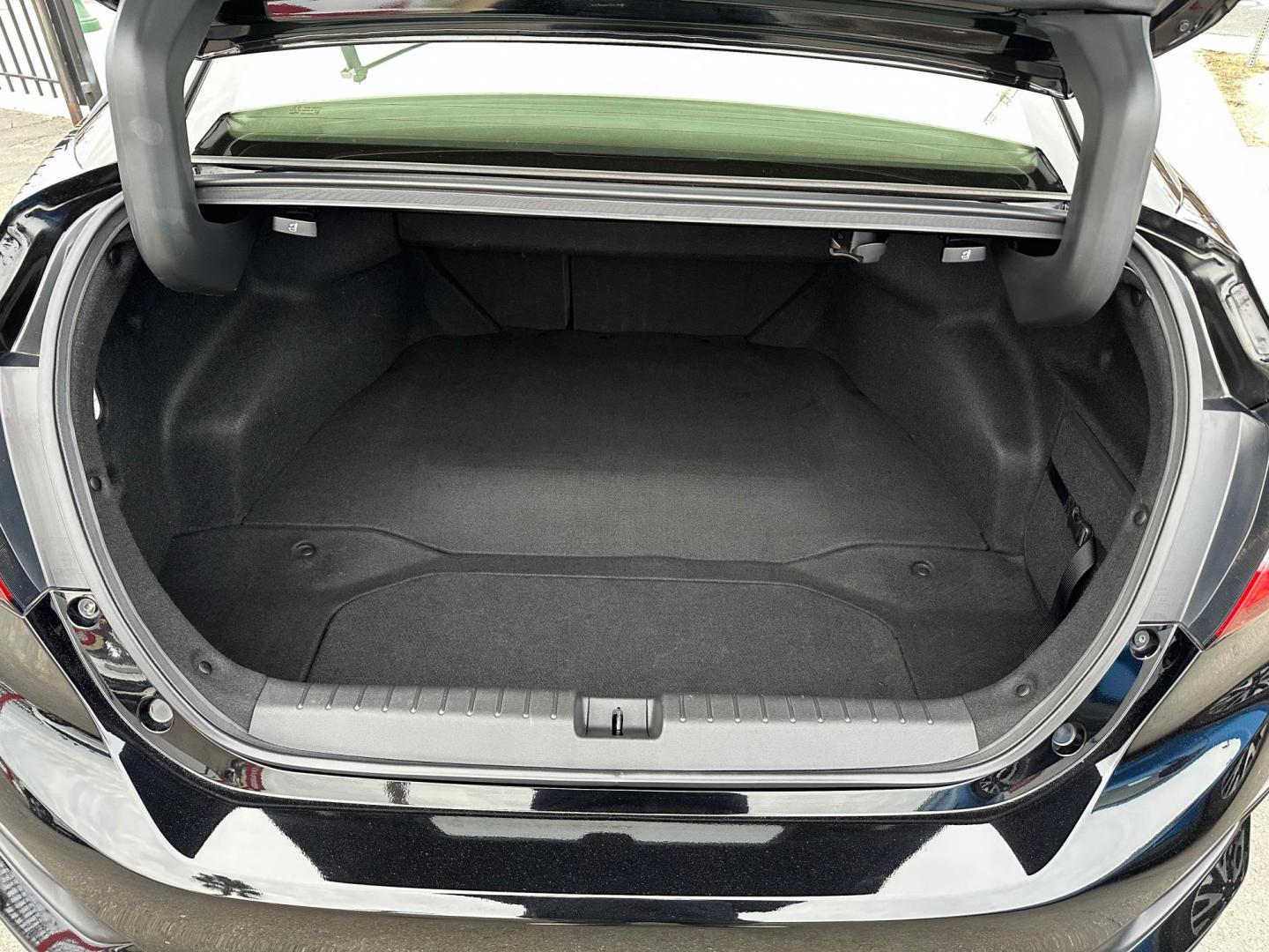 2019 Honda Clarity Plug-In Hybrid (JHMZC5F14KC) with an 1.5L L4 DOHC 16V HYBRID engine, CVT transmission, located at 744 E Miner Ave, Stockton, CA, 95202, (209) 944-5770, 37.956863, -121.282082 - Photo#12