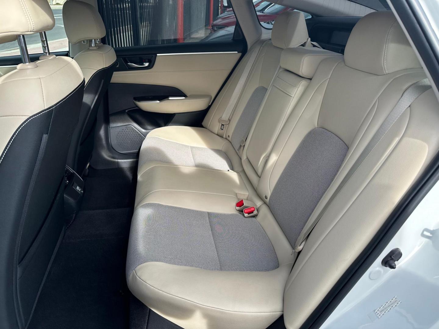 2019 Honda Clarity Plug-In Hybrid (JHMZC5F18KC) with an 1.5L L4 DOHC 16V HYBRID engine, CVT transmission, located at 744 E Miner Ave, Stockton, CA, 95202, (209) 944-5770, 37.956863, -121.282082 - Photo#11