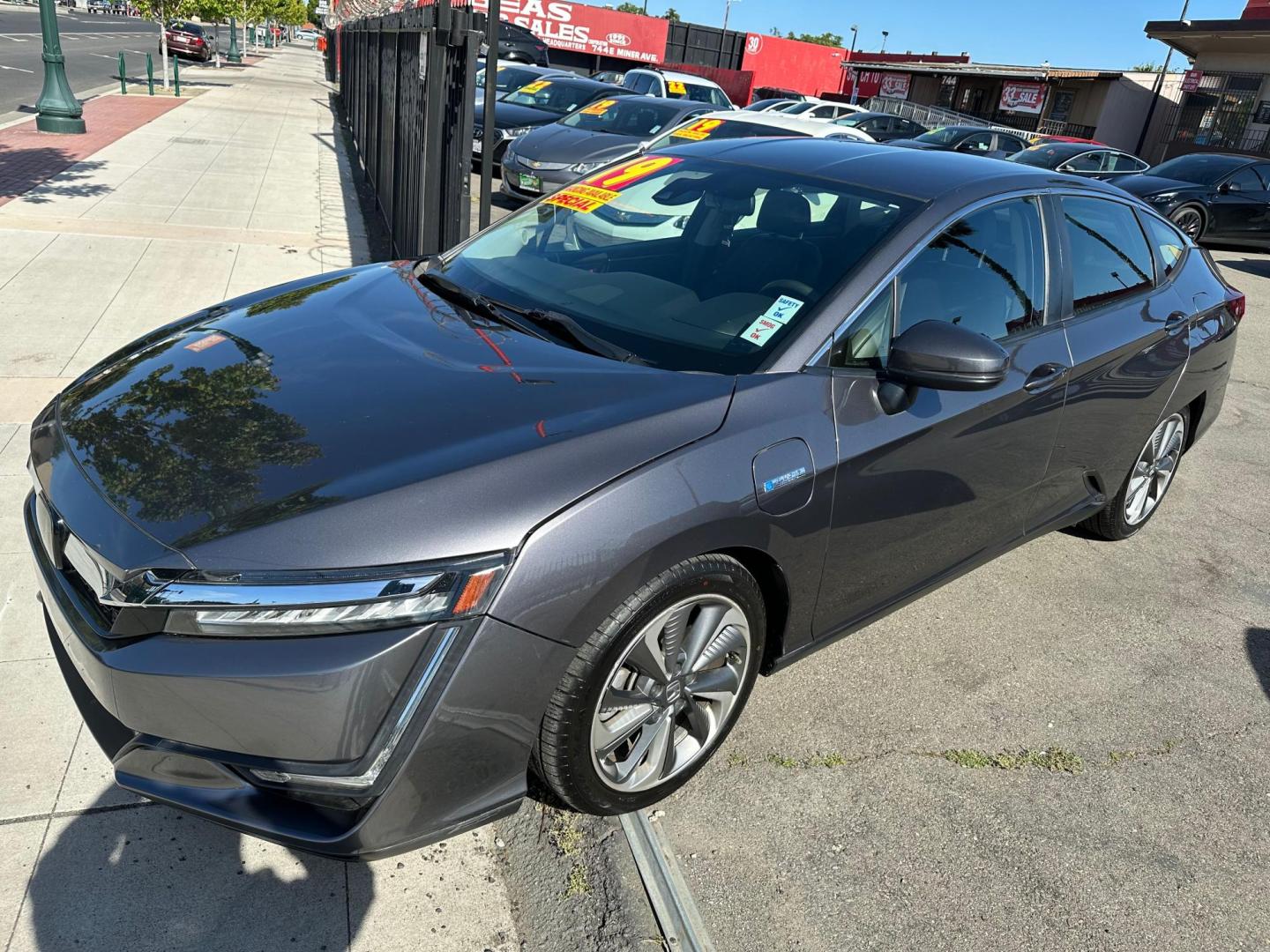2019 Honda Clarity Plug-In Hybrid (JHMZC5F14KC) with an 1.5L L4 DOHC 16V HYBRID engine, CVT transmission, located at 744 E Miner Ave, Stockton, CA, 95202, (209) 944-5770, 37.956863, -121.282082 - Photo#4