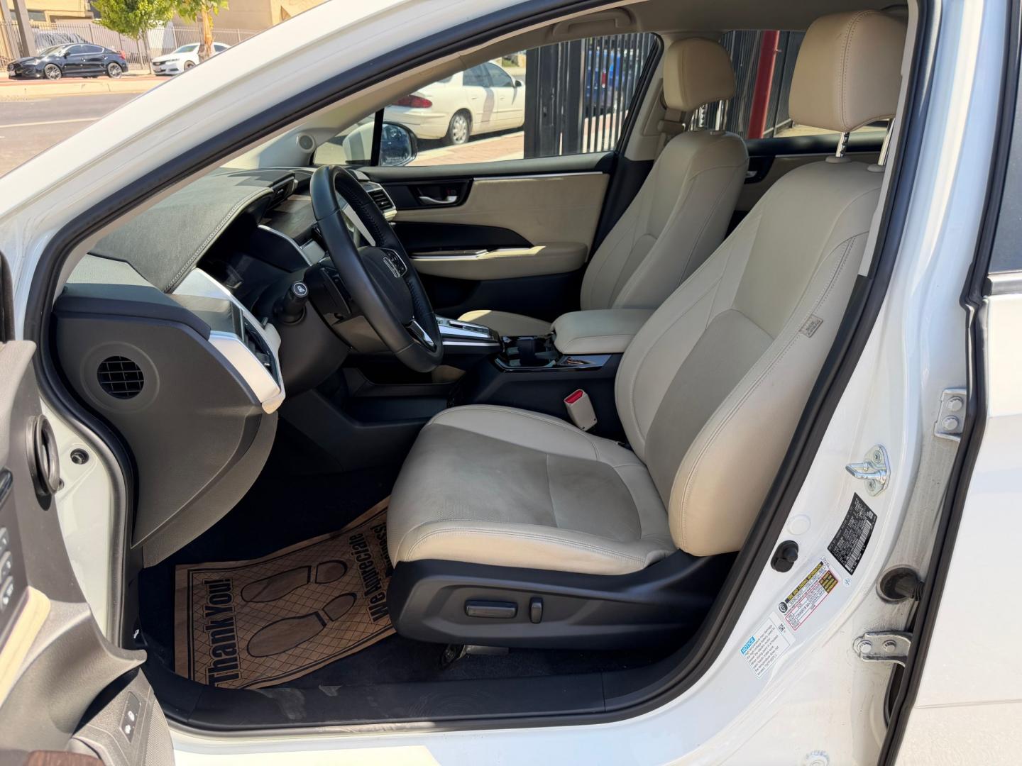 2019 Honda Clarity Touring Plug-In Hybrid (JHMZC5F38KC) with an 1.5L L4 DOHC 16V HYBRID engine, CVT transmission, located at 744 E Miner Ave, Stockton, CA, 95202, (209) 944-5770, 37.956863, -121.282082- Photo#10