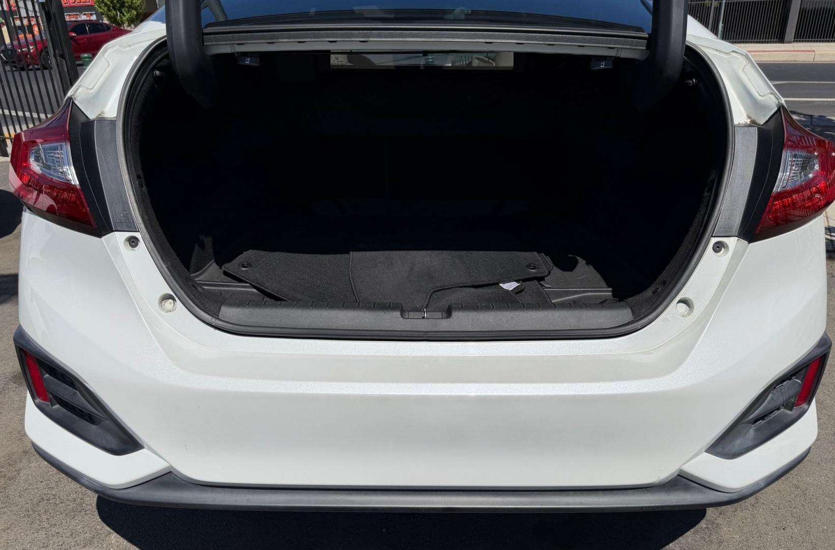 2019 Honda Clarity Touring Plug-In Hybrid (JHMZC5F38KC) with an 1.5L L4 DOHC 16V HYBRID engine, CVT transmission, located at 744 E Miner Ave, Stockton, CA, 95202, (209) 944-5770, 37.956863, -121.282082- Photo#12