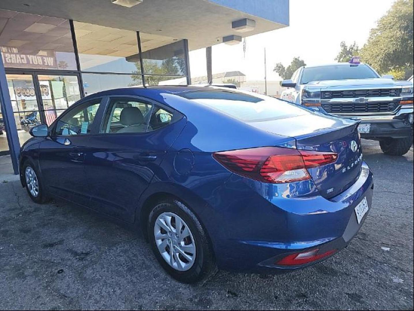 2019 BLUE Hyundai Elantra (5NPD74LF7KH) with an 4-Cyl 2.0 Liter engine, Automatic 6-Spd w/Shiftronic transmission, located at 412 Auto Vista Drive, Palmdale, 93551, (661) 945-0620, 34.592636, -118.136681 - Photo#3
