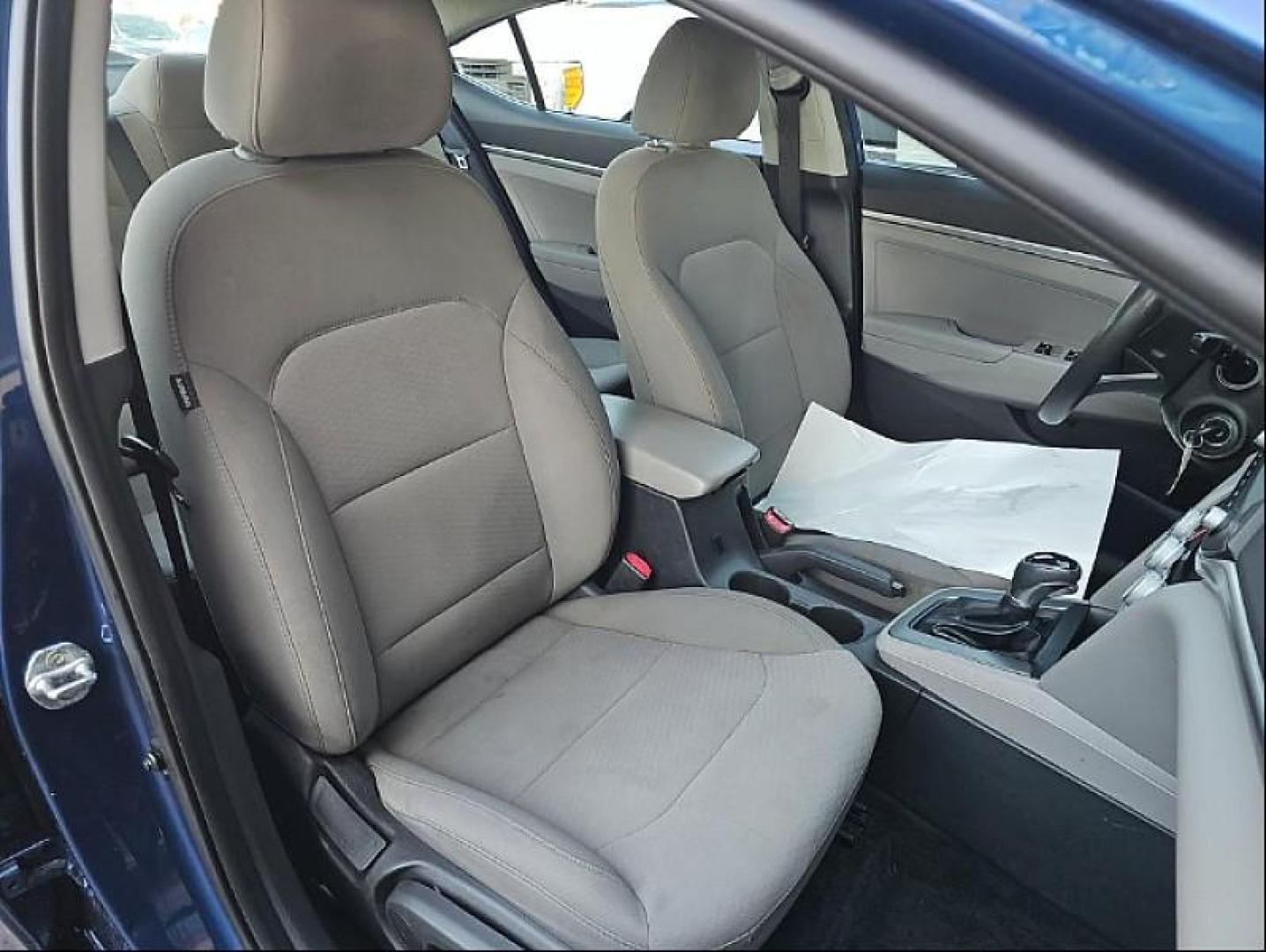2019 BLUE Hyundai Elantra (5NPD74LF7KH) with an 4-Cyl 2.0 Liter engine, Automatic 6-Spd w/Shiftronic transmission, located at 412 Auto Vista Drive, Palmdale, 93551, (661) 945-0620, 34.592636, -118.136681 - Photo#4