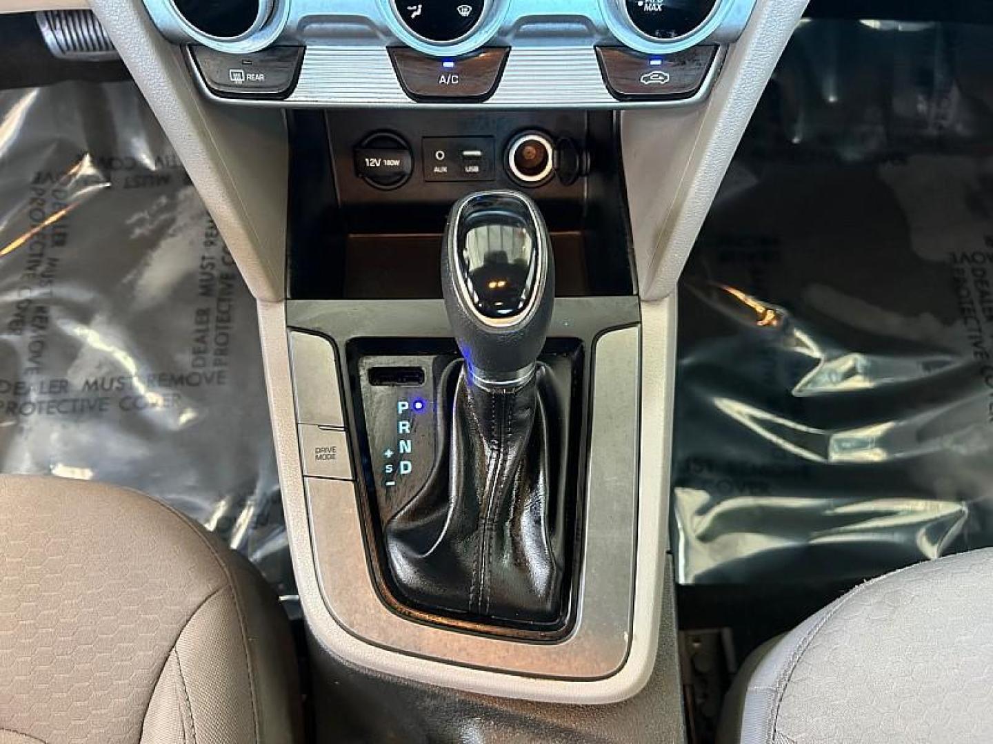 2019 BLUE Hyundai Elantra (5NPD74LF7KH) with an 4-Cyl 2.0 Liter engine, Automatic 6-Spd w/Shiftronic transmission, located at 412 Auto Vista Drive, Palmdale, 93551, (661) 945-0620, 34.592636, -118.136681- Photo#26