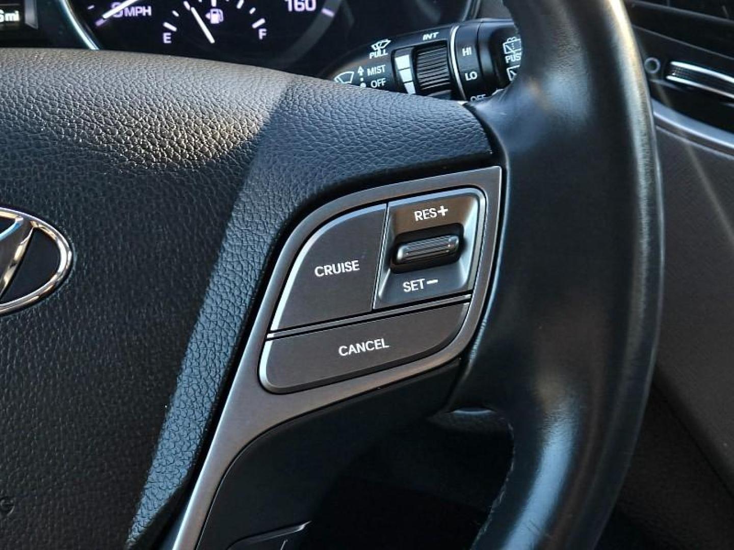 2019 SILVER Hyundai Santa Fe XL (KM8SN4HFXKU) with an V6 GDI 3.3 Liter engine, Automatic 6-Spd w/Shiftronic transmission, located at 246 E Walker St., Orland, 95963, (530) 865-5800, 39.747589, -122.178398 - Photo#24