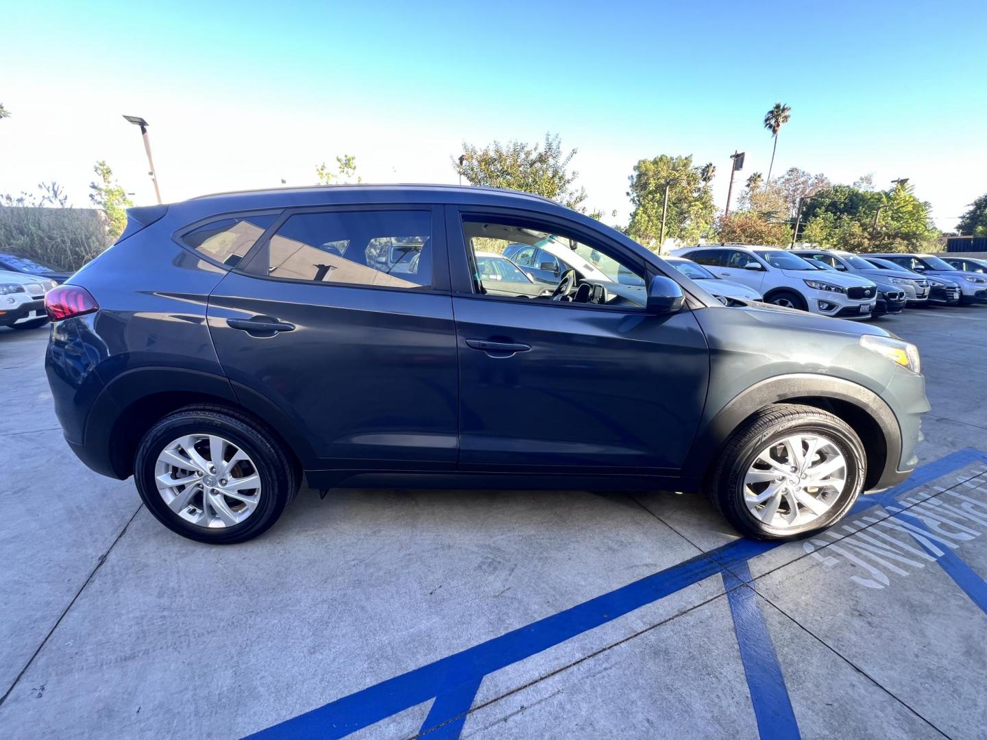 2019 Gray /BLACK Hyundai Tucson SEL (KM8J33A4XKU) with an 2.0L L4 DOHC 16V engine, 6A transmission, located at 30 S. Berkeley Avenue, Pasadena, CA, 91107, (626) 248-7567, 34.145447, -118.109398 - Crown City Motors is a used “Buy Here Pay Here” car dealer in Pasadena CA. “Buy Here Pay Here” financing, means that when you purchase your vehicle from our dealership, that you make the payments to the dealership as well. We do not need the banks approval to get you approved for a used auto - Photo#8
