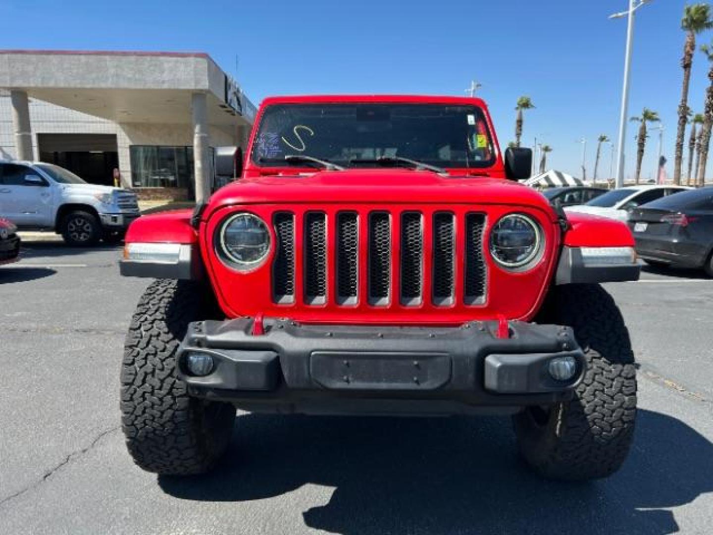 2019 RED Jeep Wrangler Unlimited (1C4HJXFG6KW) with an 6-Cyl 3.6 Liter engine, Automatic transmission, located at 412 Auto Vista Drive, Palmdale, 93551, (661) 945-0620, 34.592636, -118.136681 - Photo#3