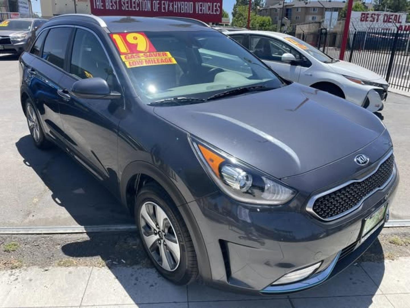 2019 Kia Niro Plug In Hybrid LX (KNDCM3LD5K5) , 6A transmission, located at 744 E Miner Ave, Stockton, CA, 95202, (209) 944-5770, 37.956863, -121.282082 - PLUS TAXES AND FEES NO CHARGER AVAILABLE - Photo#1