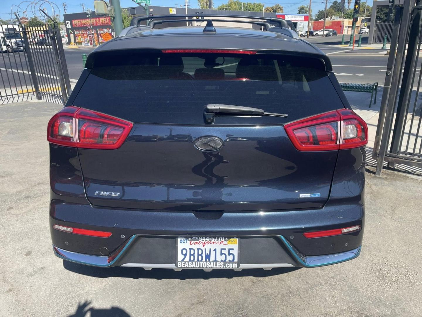 2019 Kia Niro Plug In Hybrid EX Premium (KNDCC3LD7K5) , 6A transmission, located at 744 E Miner Ave, Stockton, CA, 95202, (209) 944-5770, 37.956863, -121.282082 - PLUS TAXES AND FEES NO CHARGER AVAILABLE - Photo#9