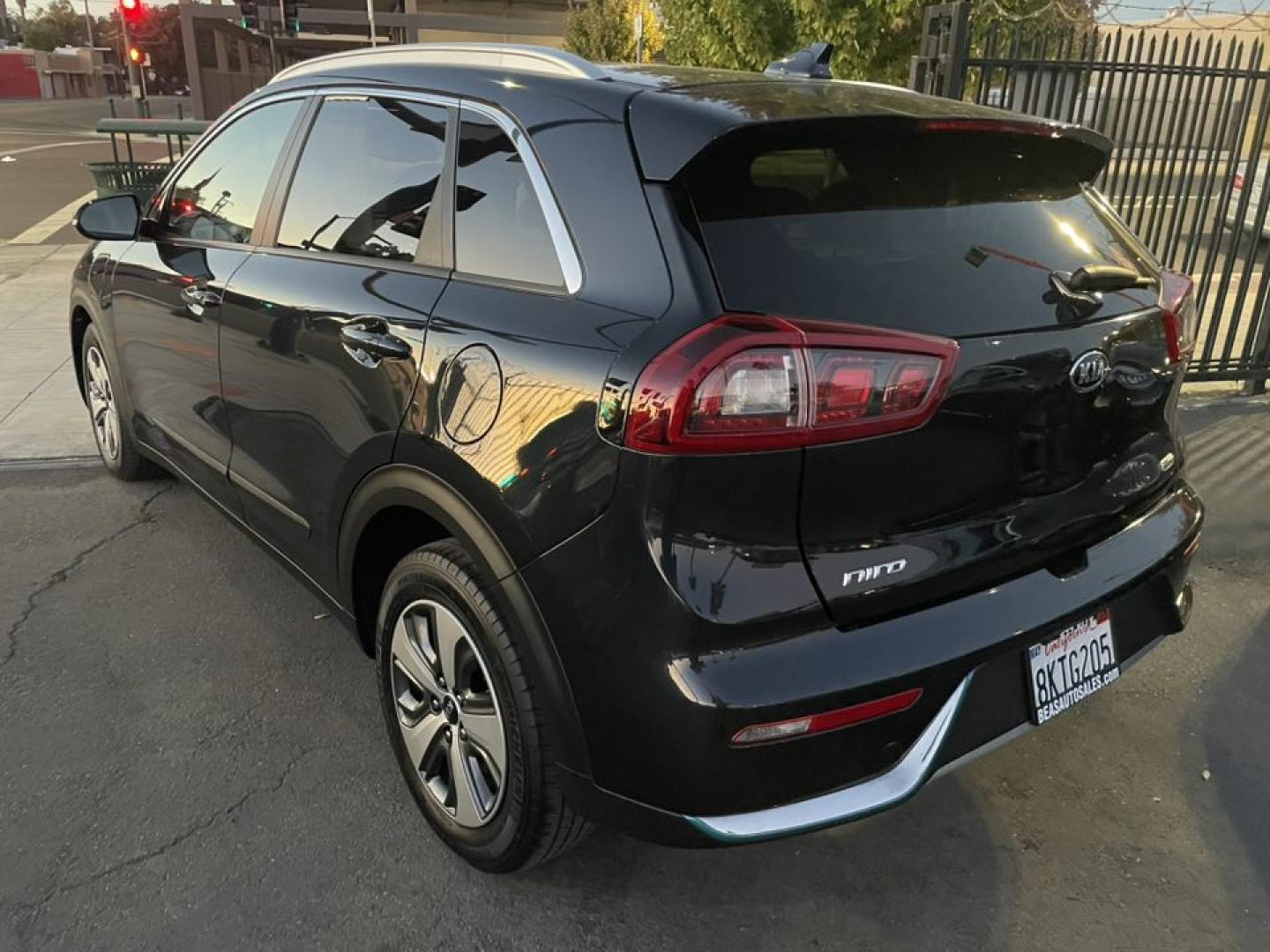 2019 Kia Niro Plug In Hybrid EX (KNDCD3LD5K5) , 6A transmission, located at 744 E Miner Ave, Stockton, CA, 95202, (209) 944-5770, 37.956863, -121.282082 - PLUS TAXES AND FEES NO CHARGER AVAILABLE - Photo#9