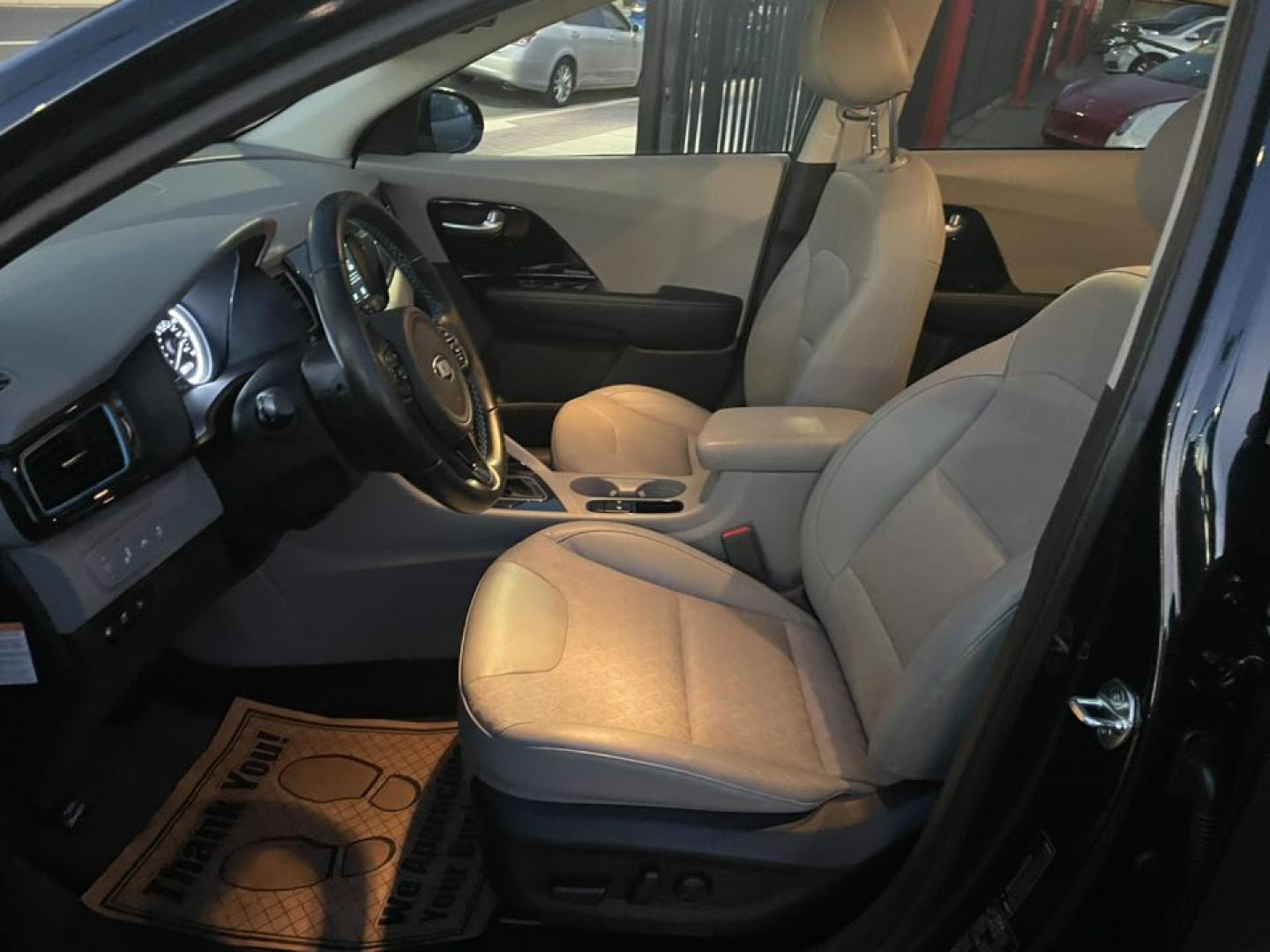 2019 Kia Niro Plug In Hybrid EX (KNDCD3LD5K5) , 6A transmission, located at 744 E Miner Ave, Stockton, CA, 95202, (209) 944-5770, 37.956863, -121.282082 - PLUS TAXES AND FEES NO CHARGER AVAILABLE - Photo#7