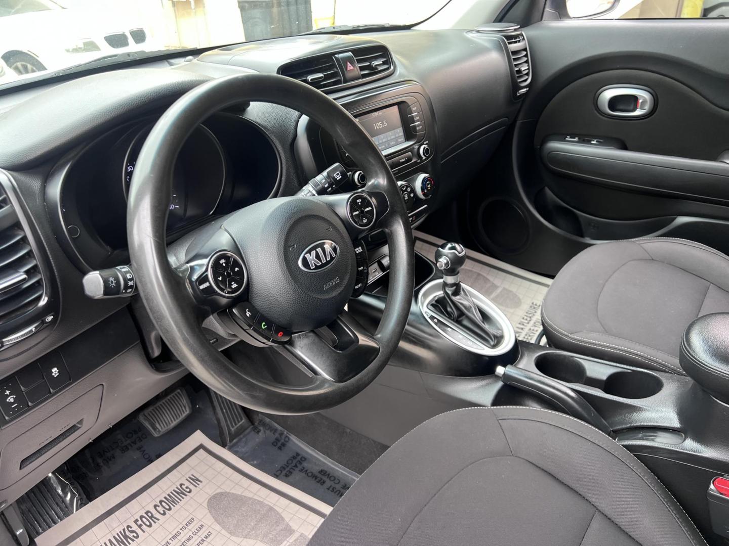 2019 Gray /black Kia Soul Base 6M (KNDJN2A20K7) with an 1.6L L4 DOHC 16V engine, 6M transmission, located at 30 S. Berkeley Avenue, Pasadena, CA, 91107, (626) 248-7567, 34.145447, -118.109398 - Crown City Motors is a used “Buy Here Pay Here” car dealer in Pasadena CA. “Buy Here Pay Here” financing, means that when you purchase your vehicle from our dealership, that you make the payments to the dealership as well. We do not need the banks approval to get you approved for a used auto - Photo#7