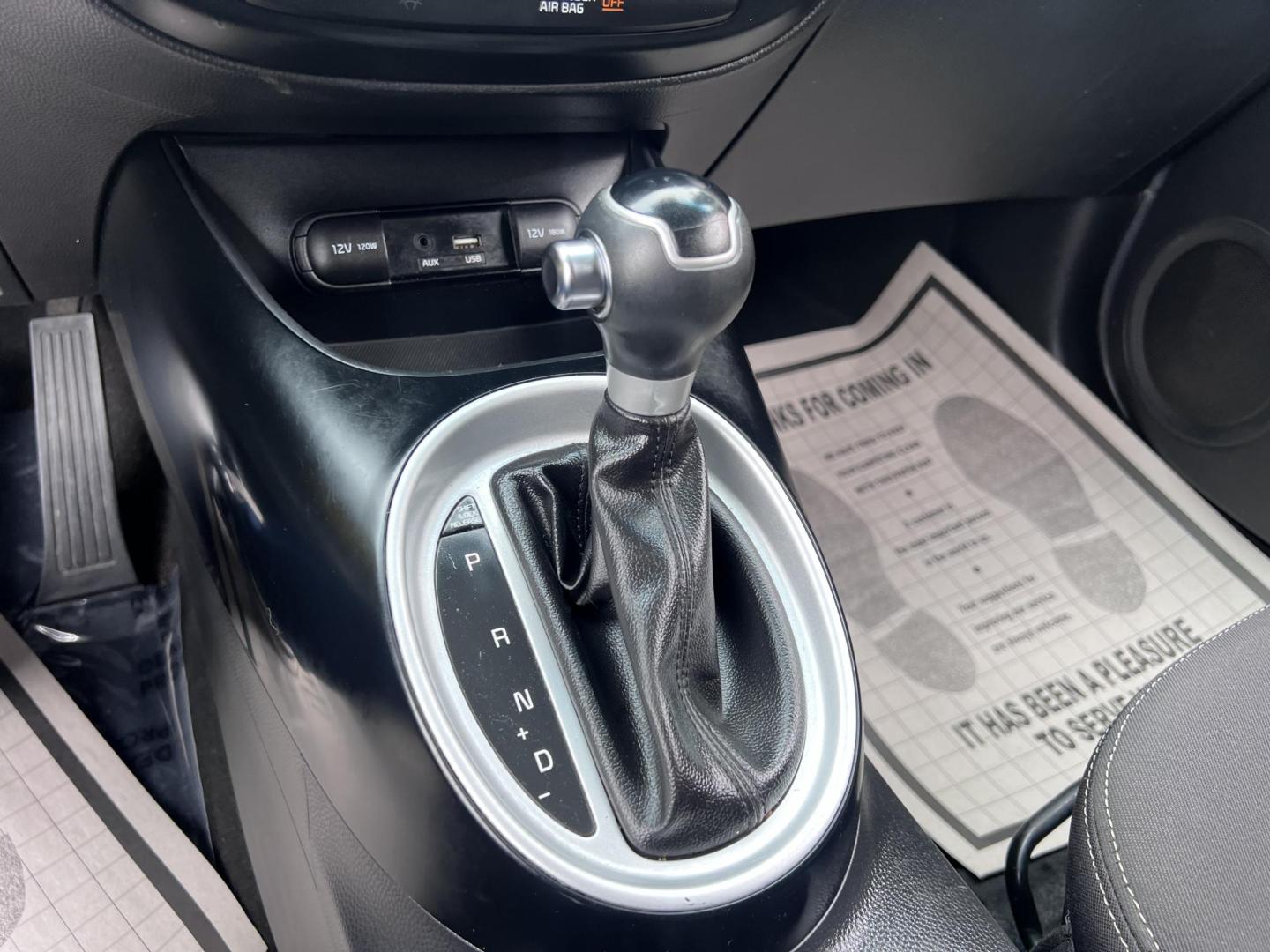 2019 Gray /black Kia Soul Base 6M (KNDJN2A20K7) with an 1.6L L4 DOHC 16V engine, 6M transmission, located at 30 S. Berkeley Avenue, Pasadena, CA, 91107, (626) 248-7567, 34.145447, -118.109398 - Crown City Motors is a used “Buy Here Pay Here” car dealer in Pasadena CA. “Buy Here Pay Here” financing, means that when you purchase your vehicle from our dealership, that you make the payments to the dealership as well. We do not need the banks approval to get you approved for a used auto - Photo#26