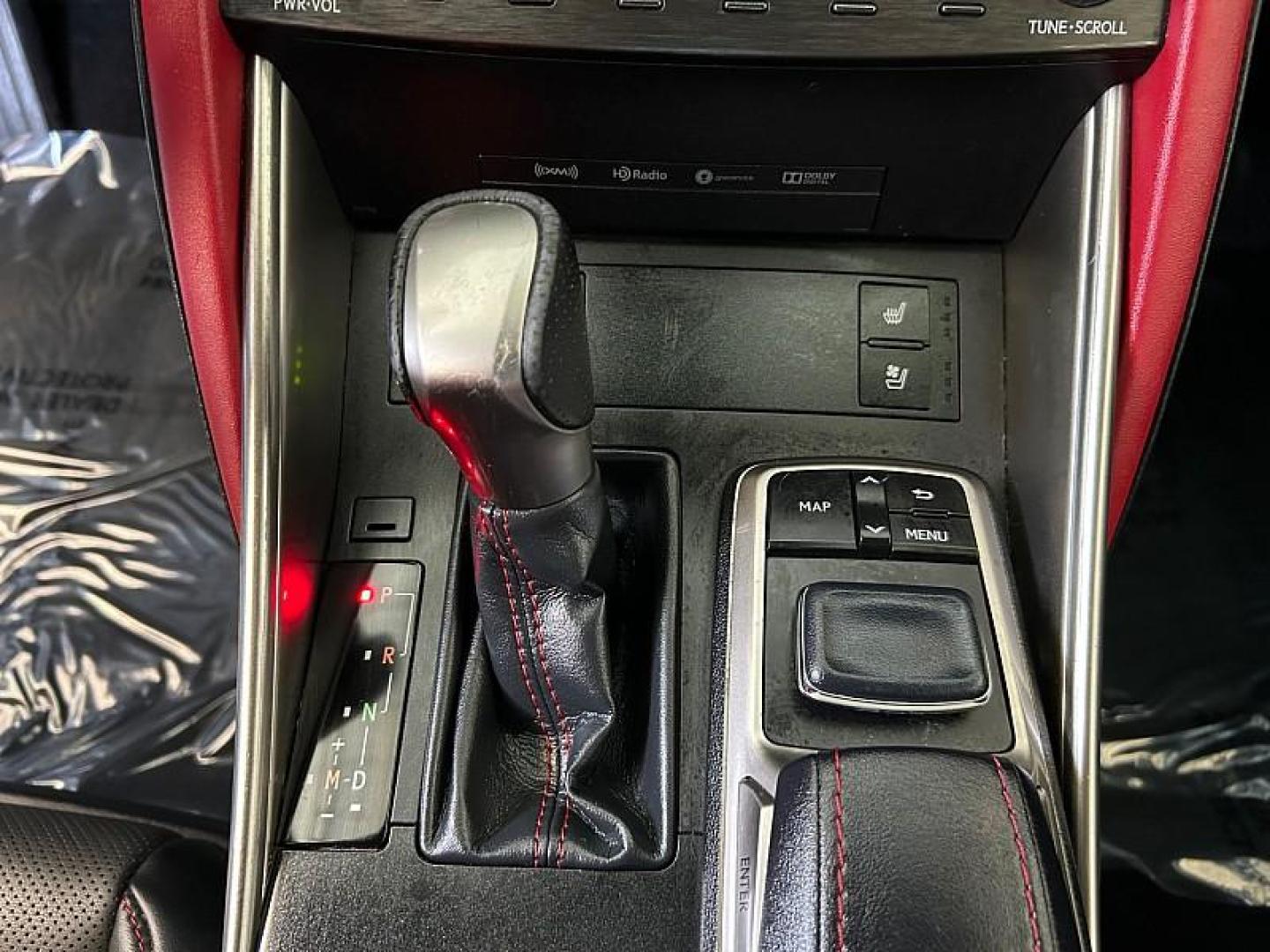 2019 WHITE Lexus IS (JTHBA1D28K5) with an 4-Cyl Turbo 2.0 Liter engine, Automatic 8-Spd Sport w/Direct Shift transmission, located at 412 Auto Vista Drive, Palmdale, 93551, (661) 945-0620, 34.592636, -118.136681 - Photo#20